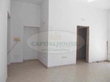 Commerciale in affitto a San Prisco