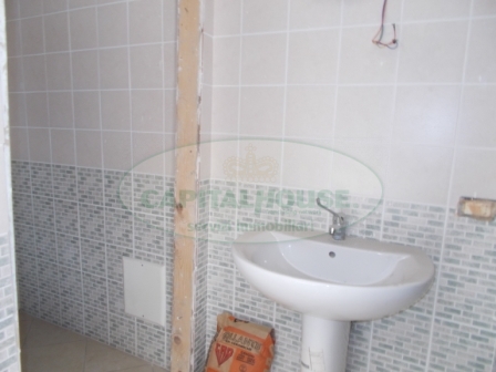 Commerciale in affitto a San Prisco