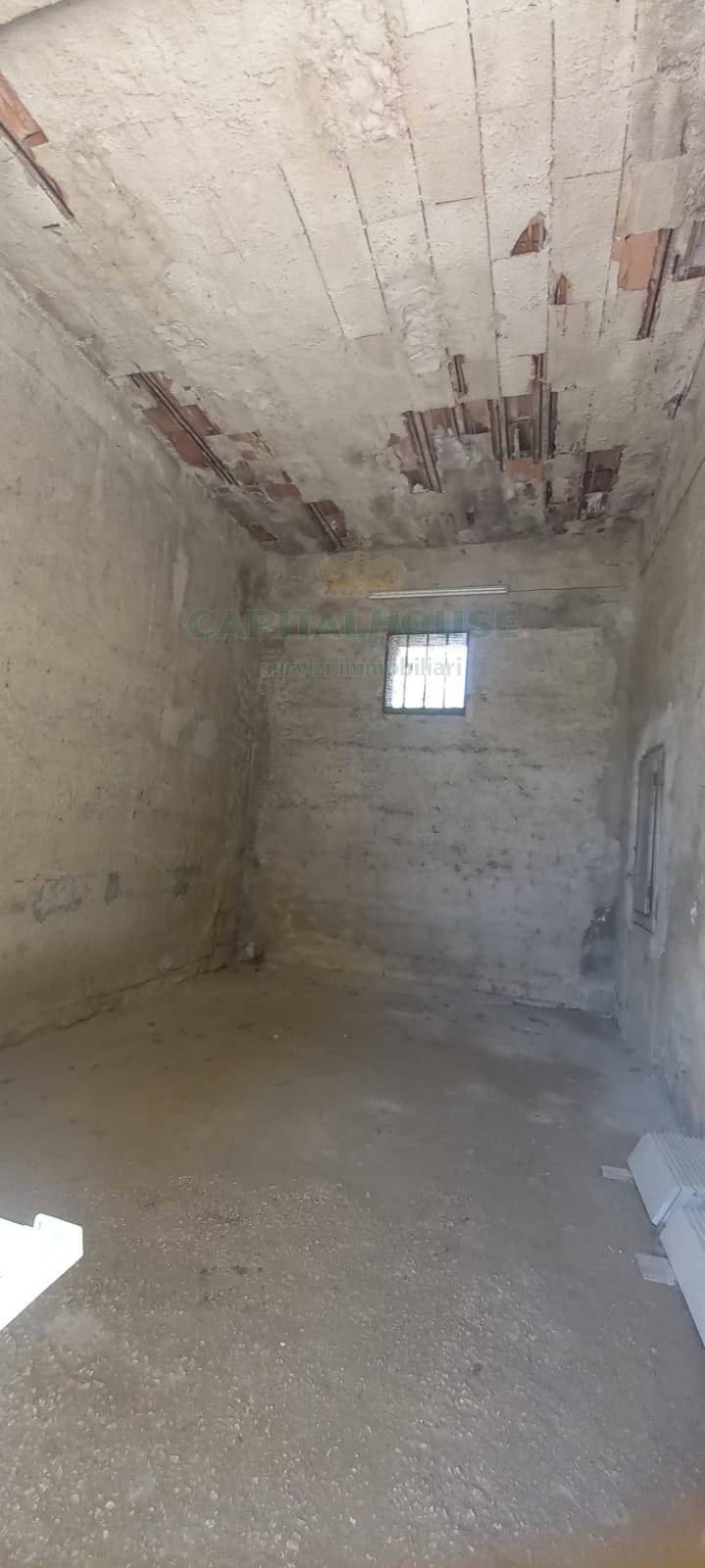 Deposito in affitto a Santa Maria Capua Vetere, Zona nuova