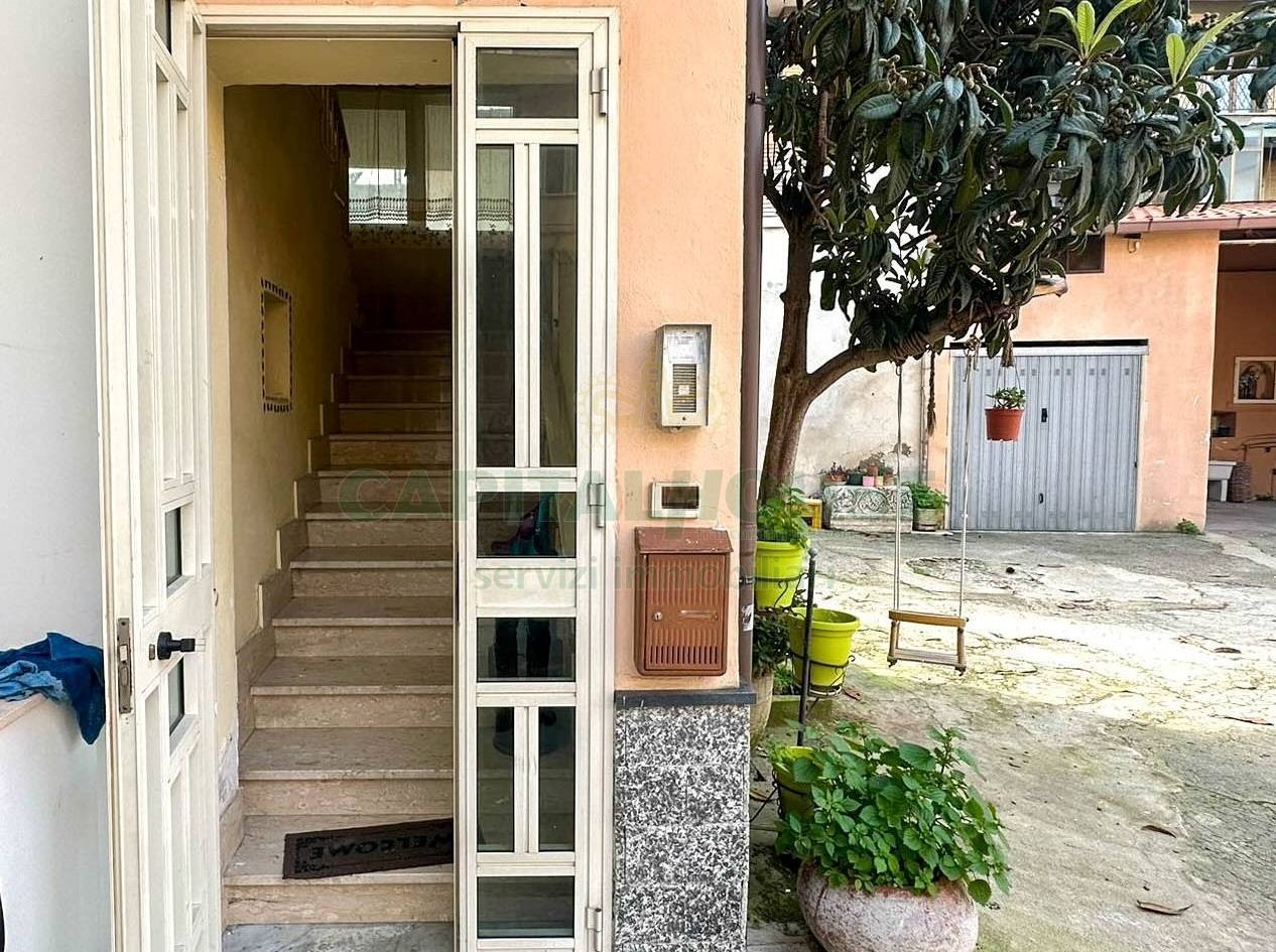 Appartamento in corte in vendita a Santa Maria Capua Vetere, Zona Corso