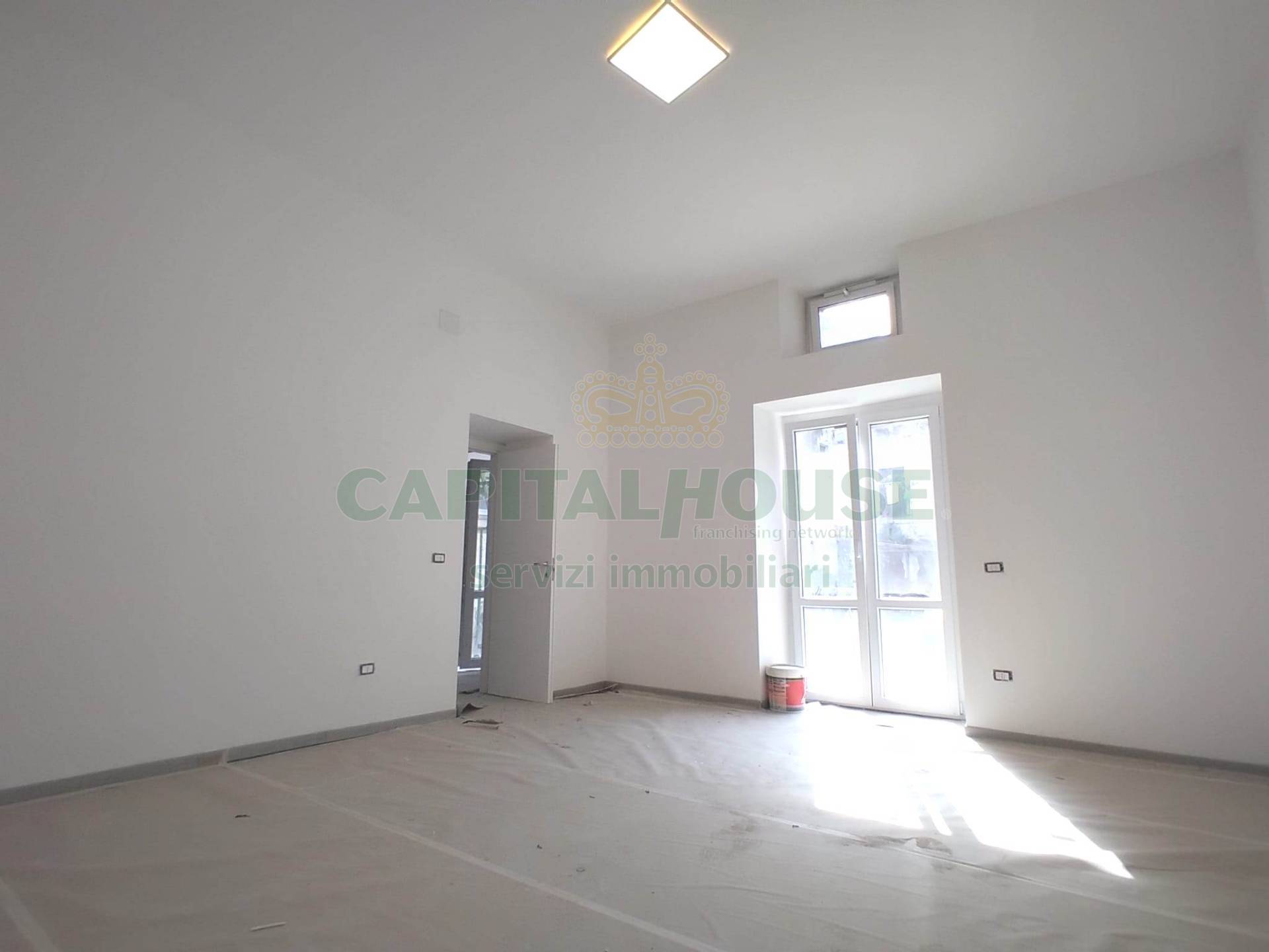 Appartamento in corte in affitto a Santa Maria Capua Vetere, Zona Centro Storico