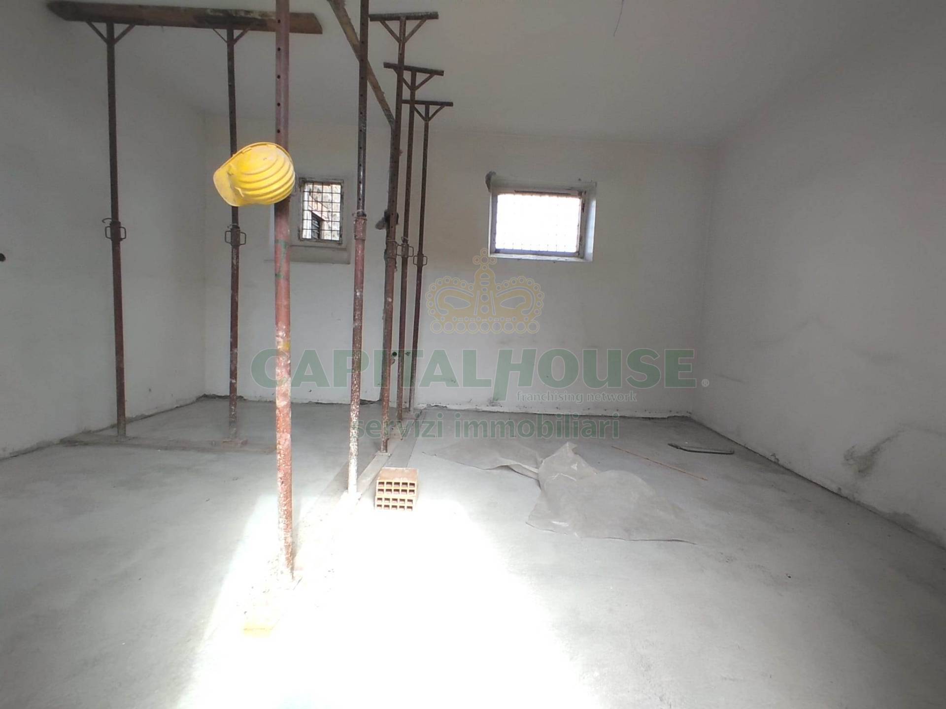 Appartamento in corte in affitto a Santa Maria Capua Vetere, Zona Centro Storico