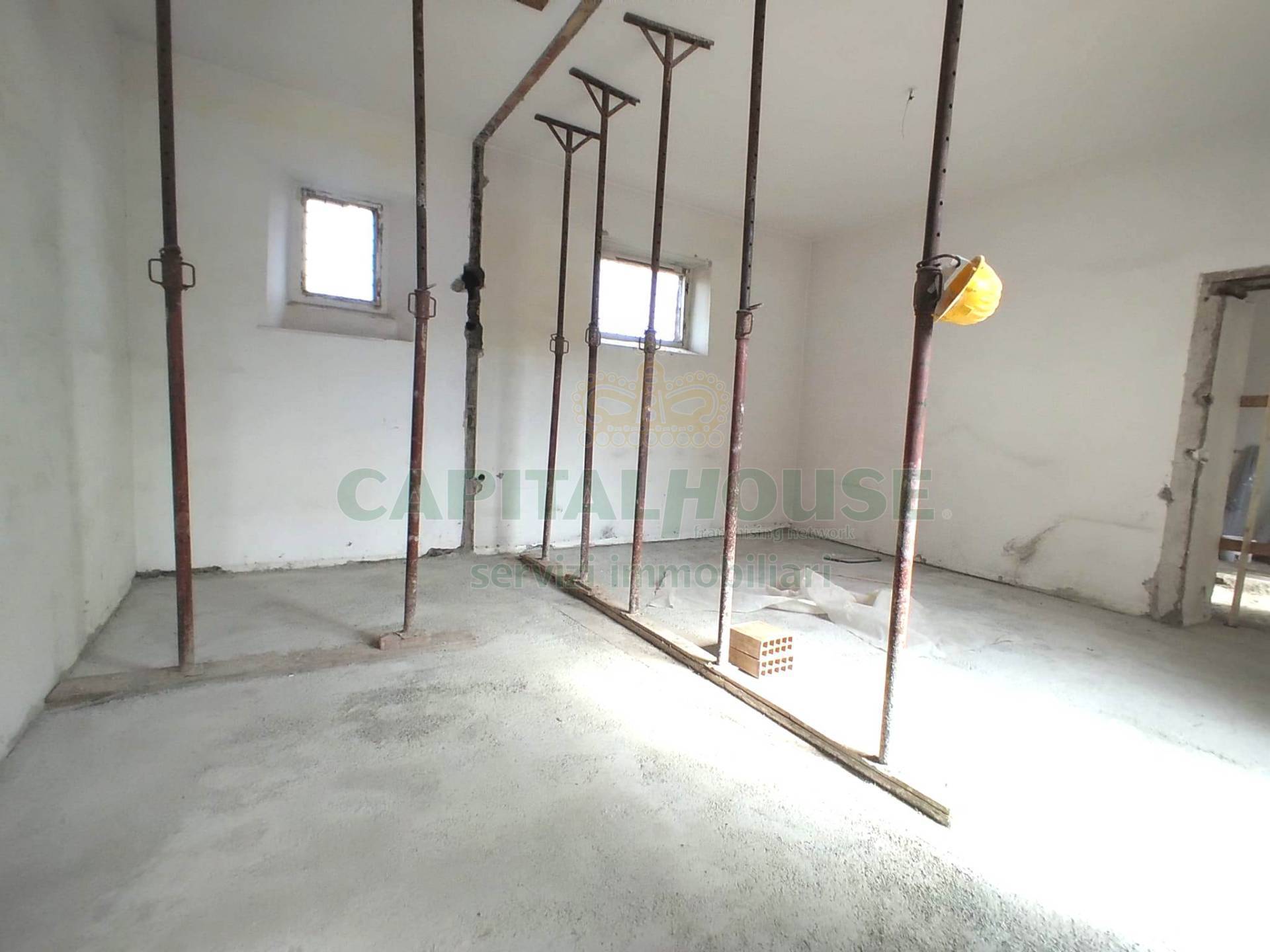 Appartamento in corte in affitto a Santa Maria Capua Vetere, Zona Centro Storico