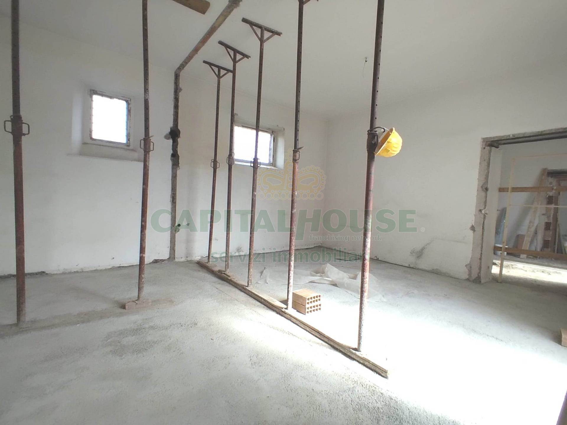 Appartamento in corte in affitto a Santa Maria Capua Vetere, Zona Centro Storico