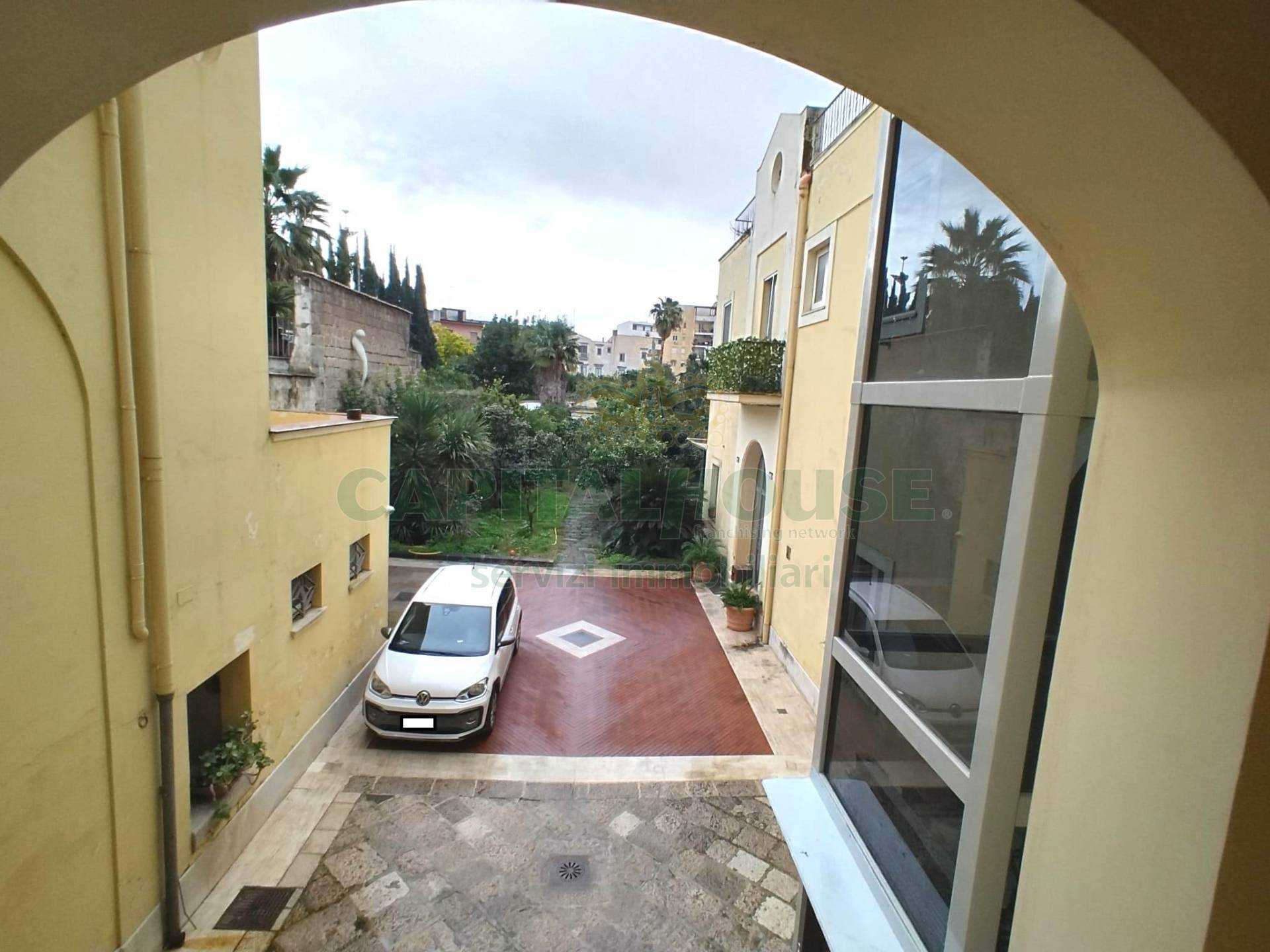 Appartamento in corte in affitto a Santa Maria Capua Vetere, Zona Stazione