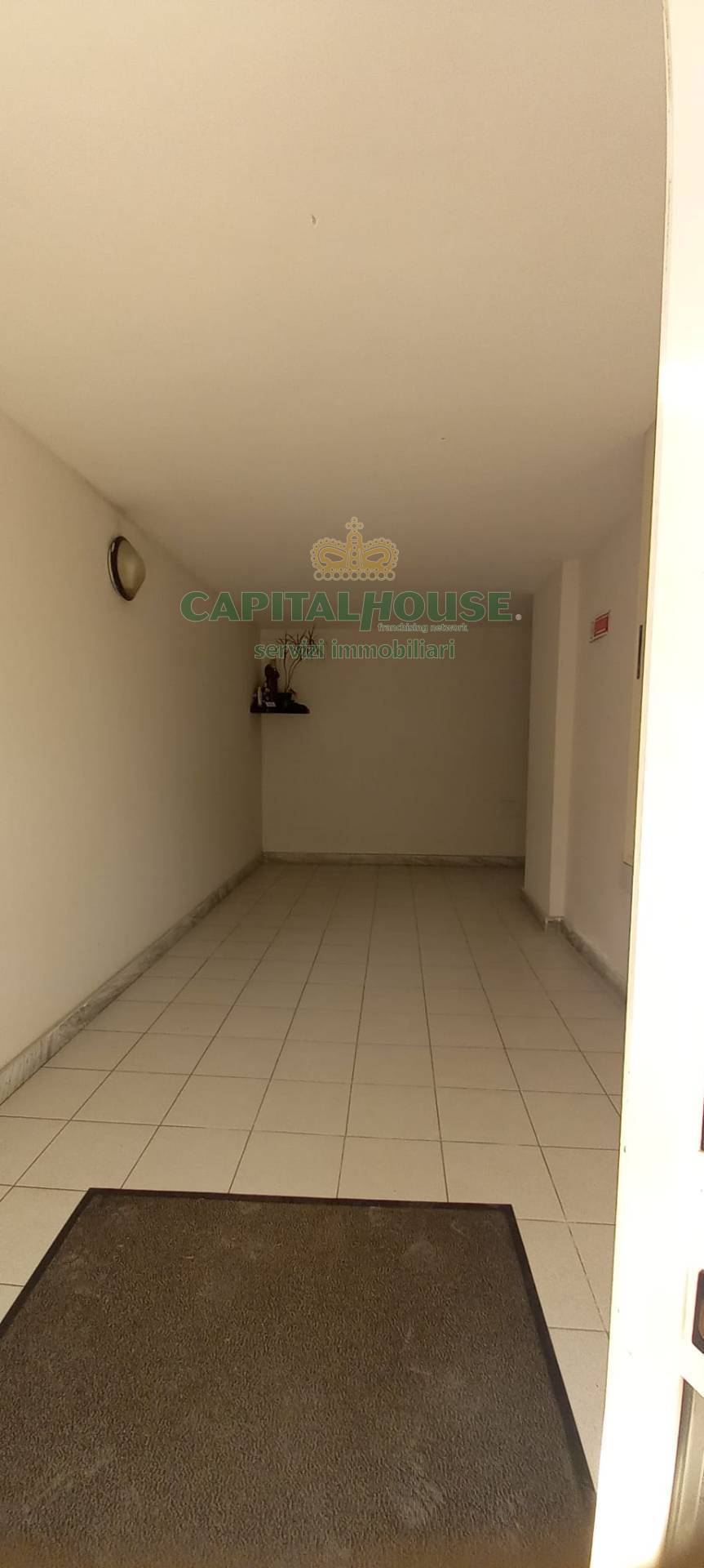 Appartamento in affitto a San Prisco, Zona Piscina