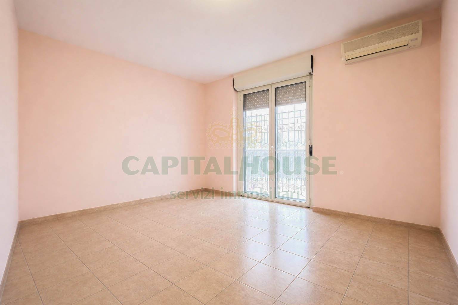 Appartamento in vendita a San Prisco, Zona Via Stellato