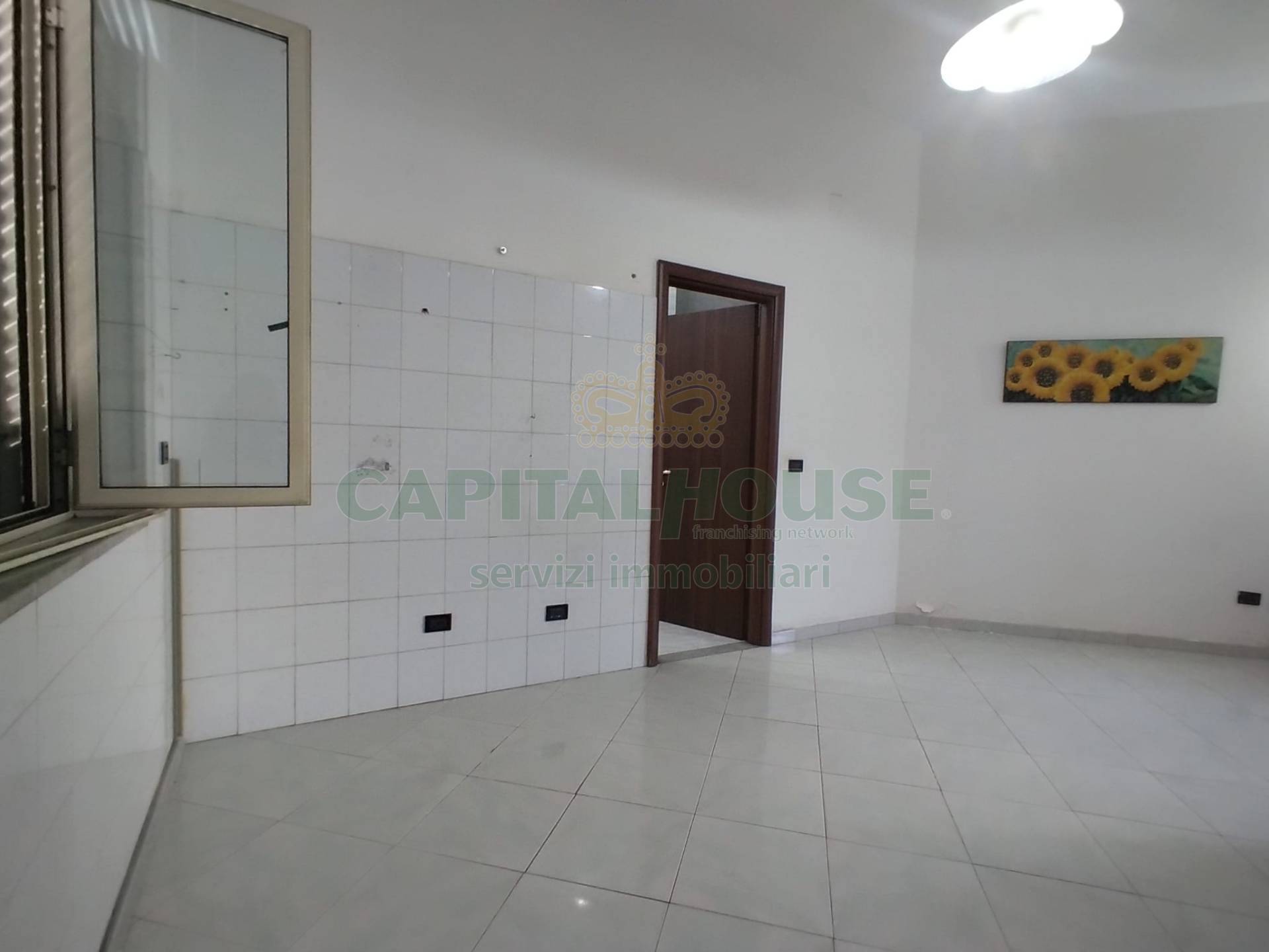 Appartamento in corte in affitto a Santa Maria Capua Vetere, Zona Sant'Erasmo