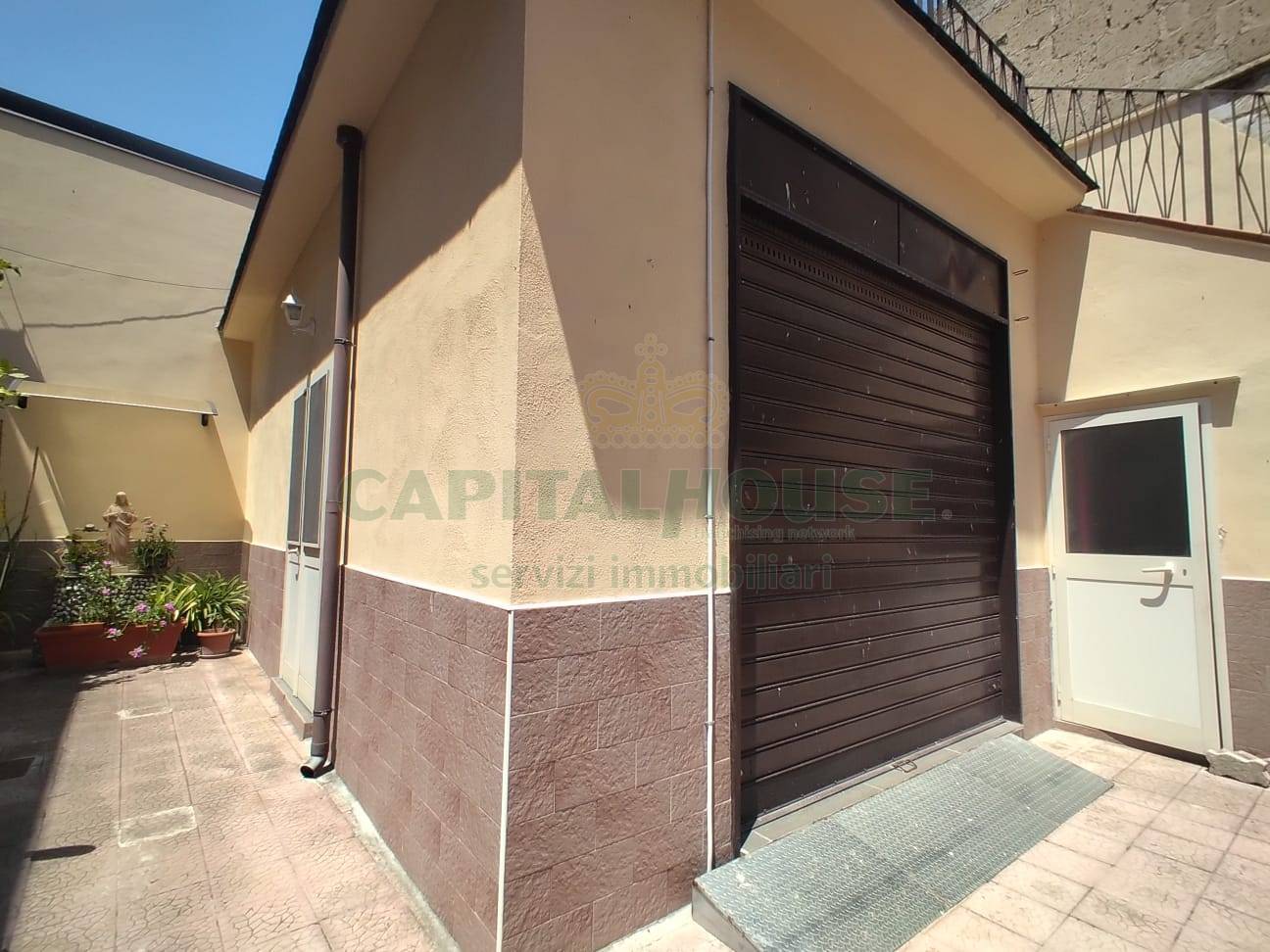 Magazzino in affitto a Santa Maria Capua Vetere, Zona Villa