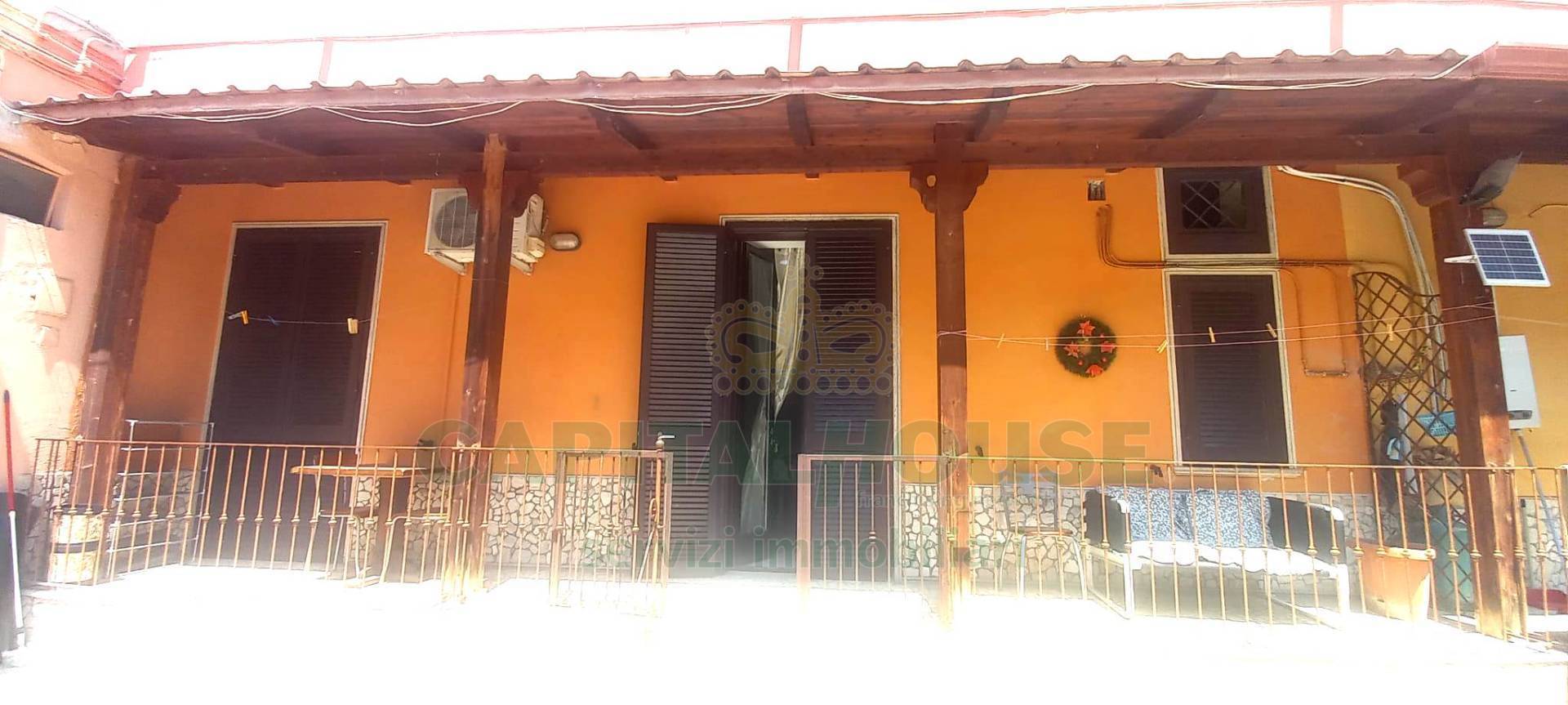 Appartamento in corte in affitto a Santa Maria Capua Vetere, Zona Tribunale