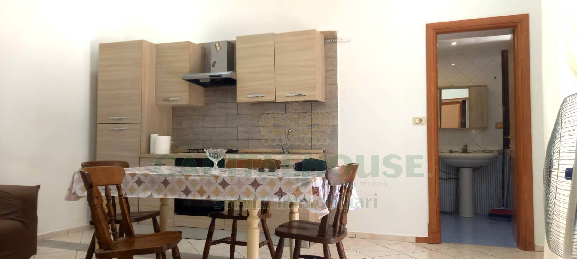 Appartamento in corte in affitto a Santa Maria Capua Vetere, Zona Tribunale