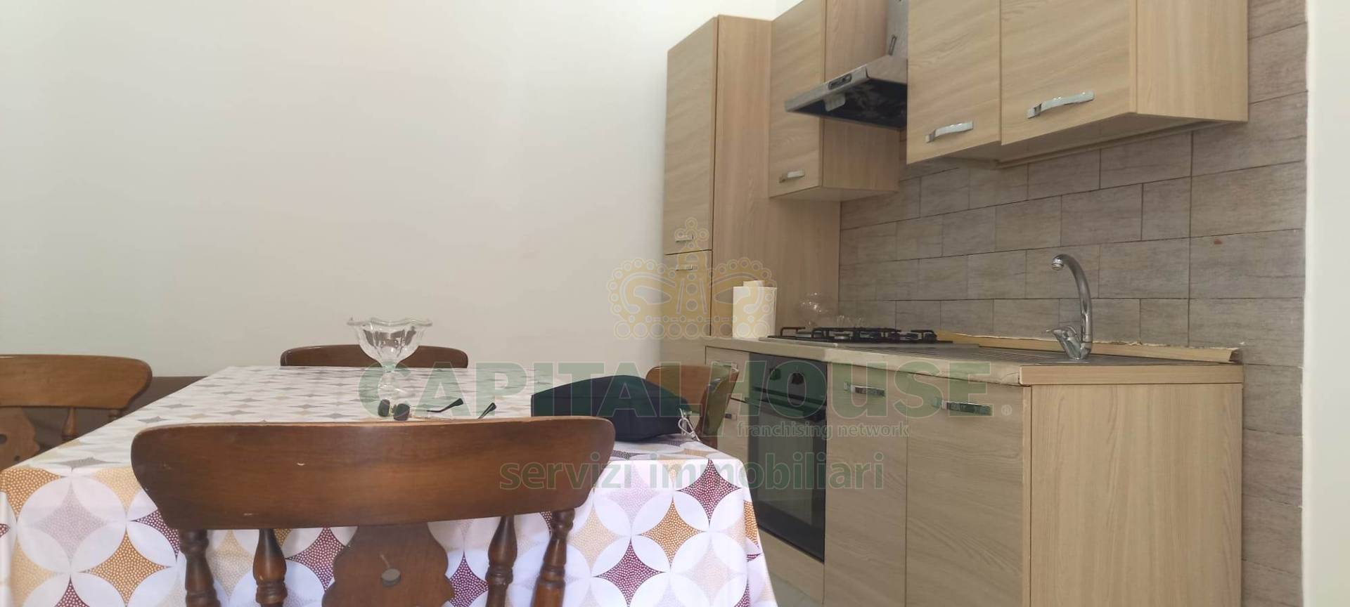 Appartamento in corte in affitto a Santa Maria Capua Vetere, Zona Tribunale