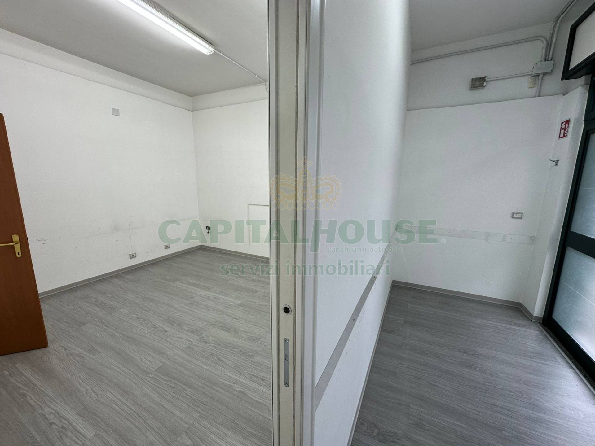 Commerciale in vendita a Poggiomarino