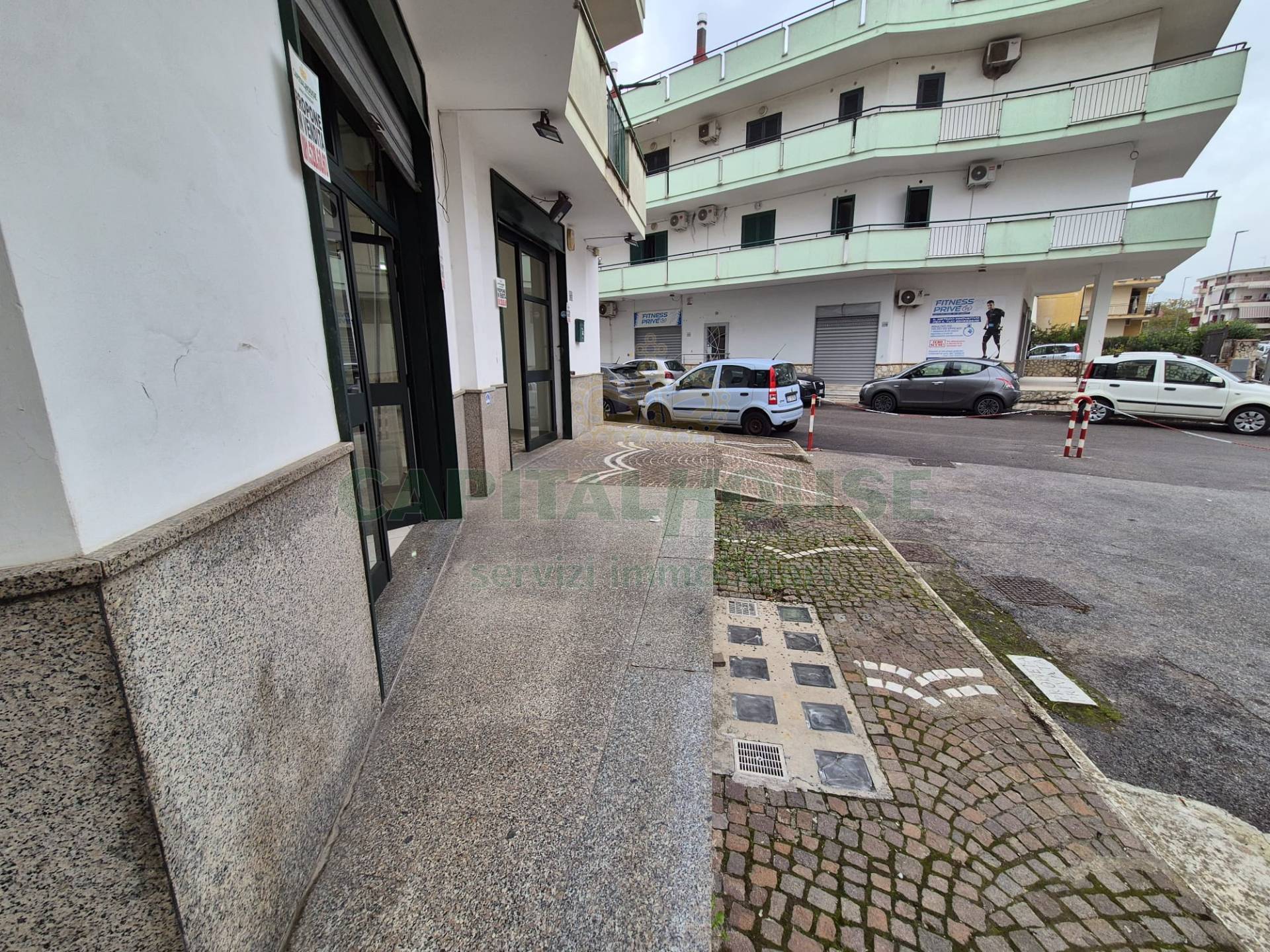 Commerciale in vendita a Poggiomarino