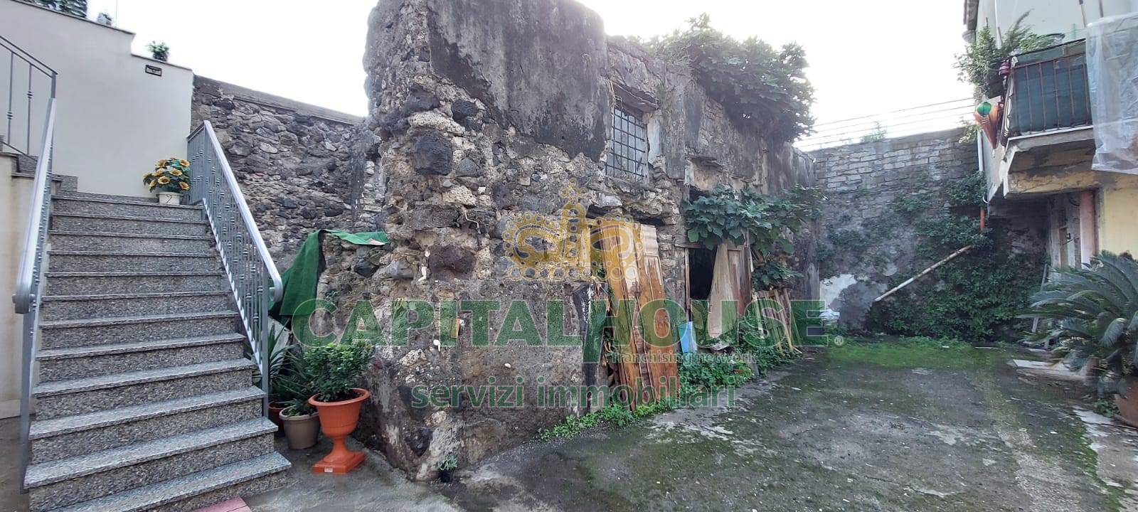 Box o garage in vendita a Ottaviano