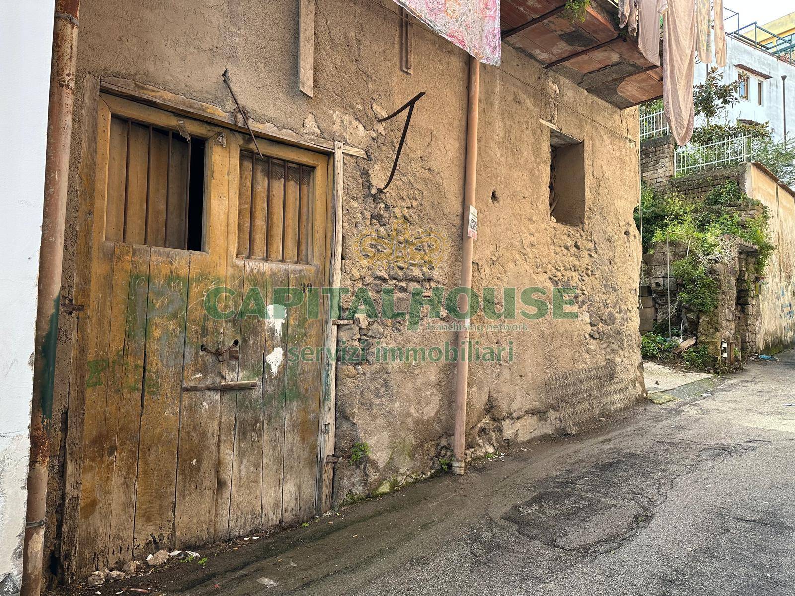 Box o garage in vendita a Ottaviano