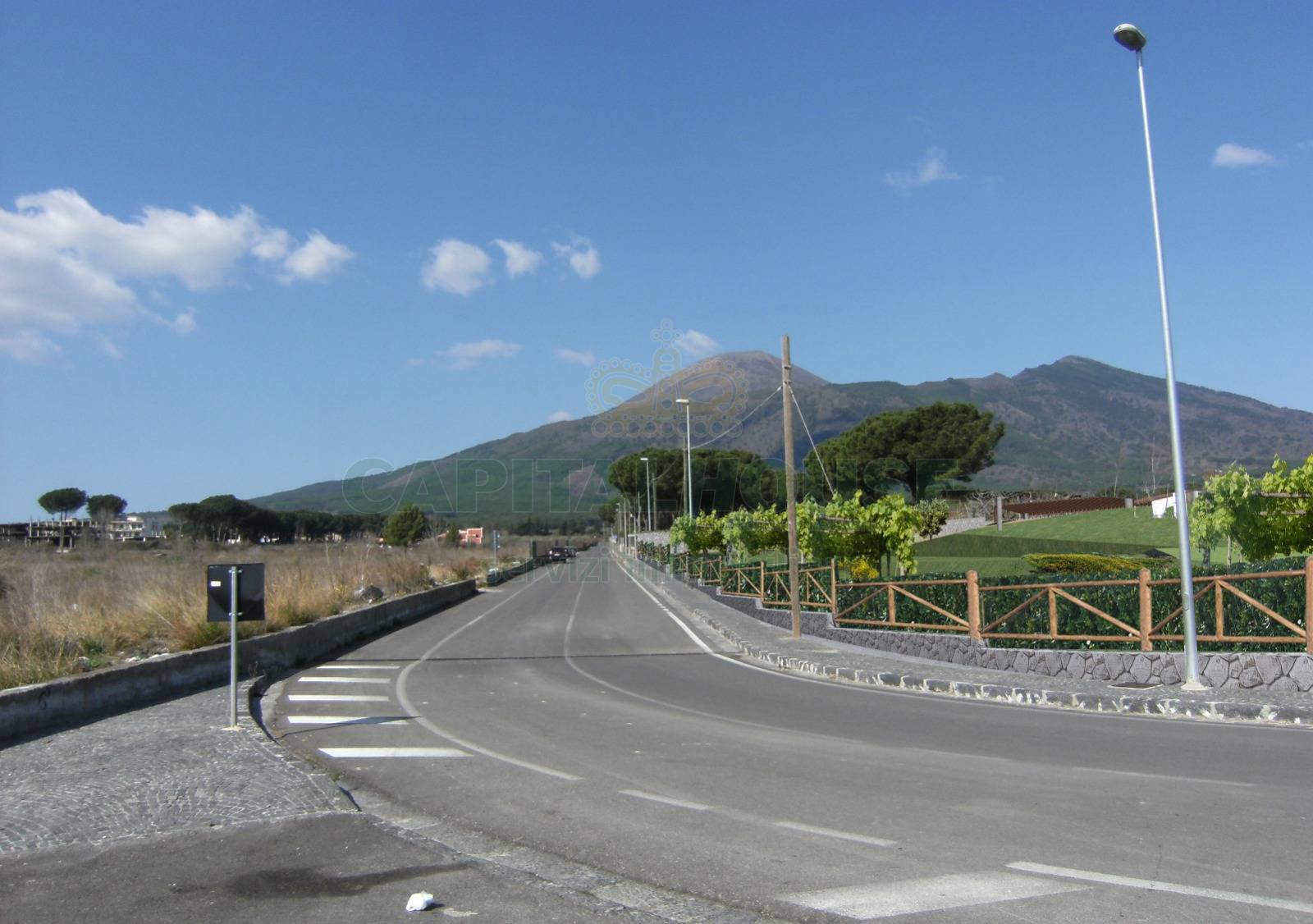 Terreno pianeggiante in vendita a Terzigno