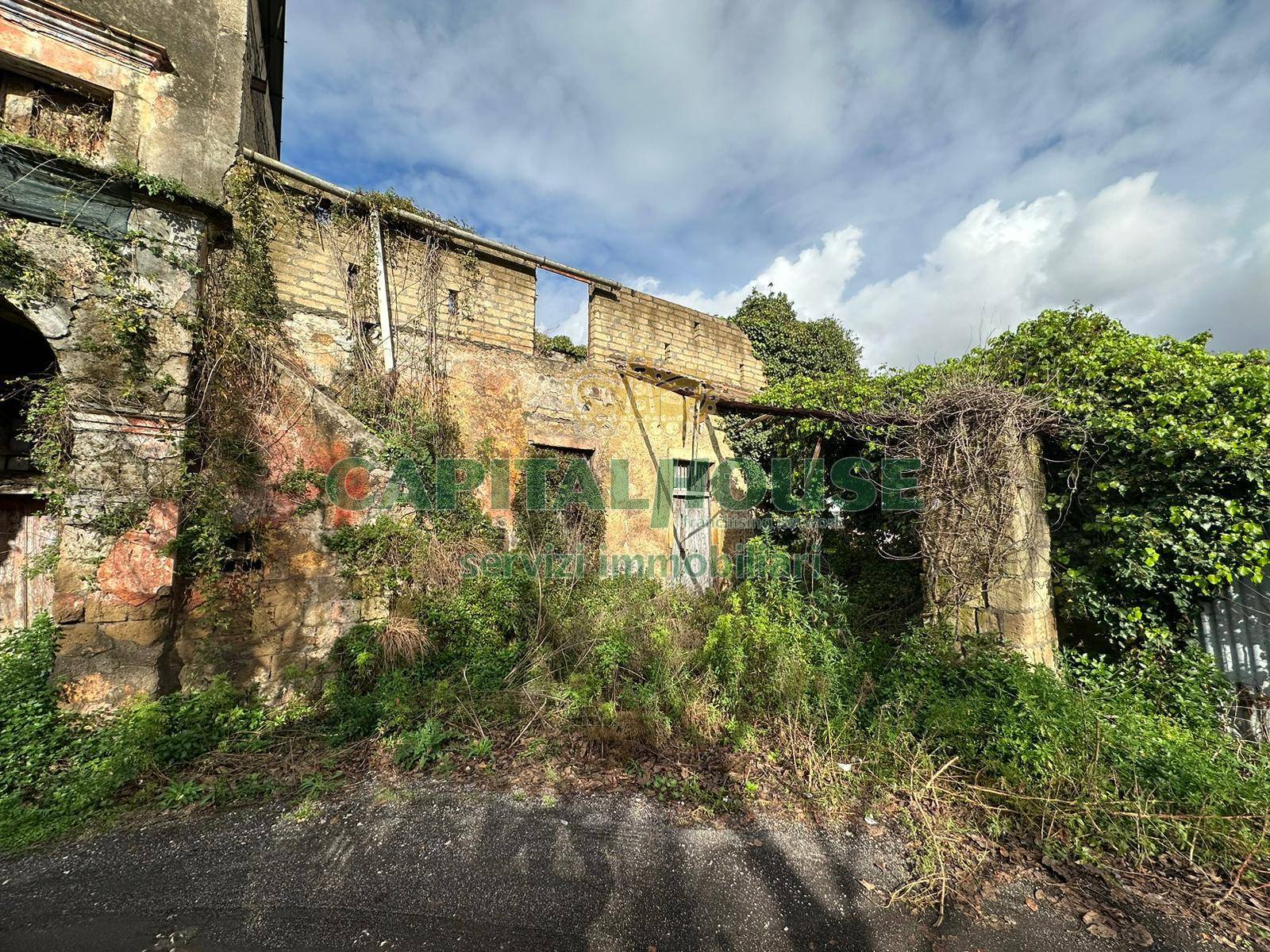 Rudere in vendita a San Gennaro Vesuviano