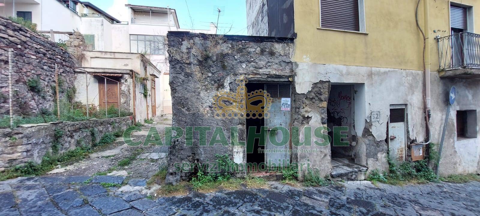 Box o garage in vendita a Ottaviano