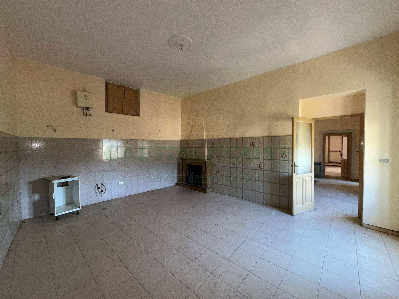 Casa Multifamiliare in vendita a Domicella, Casola