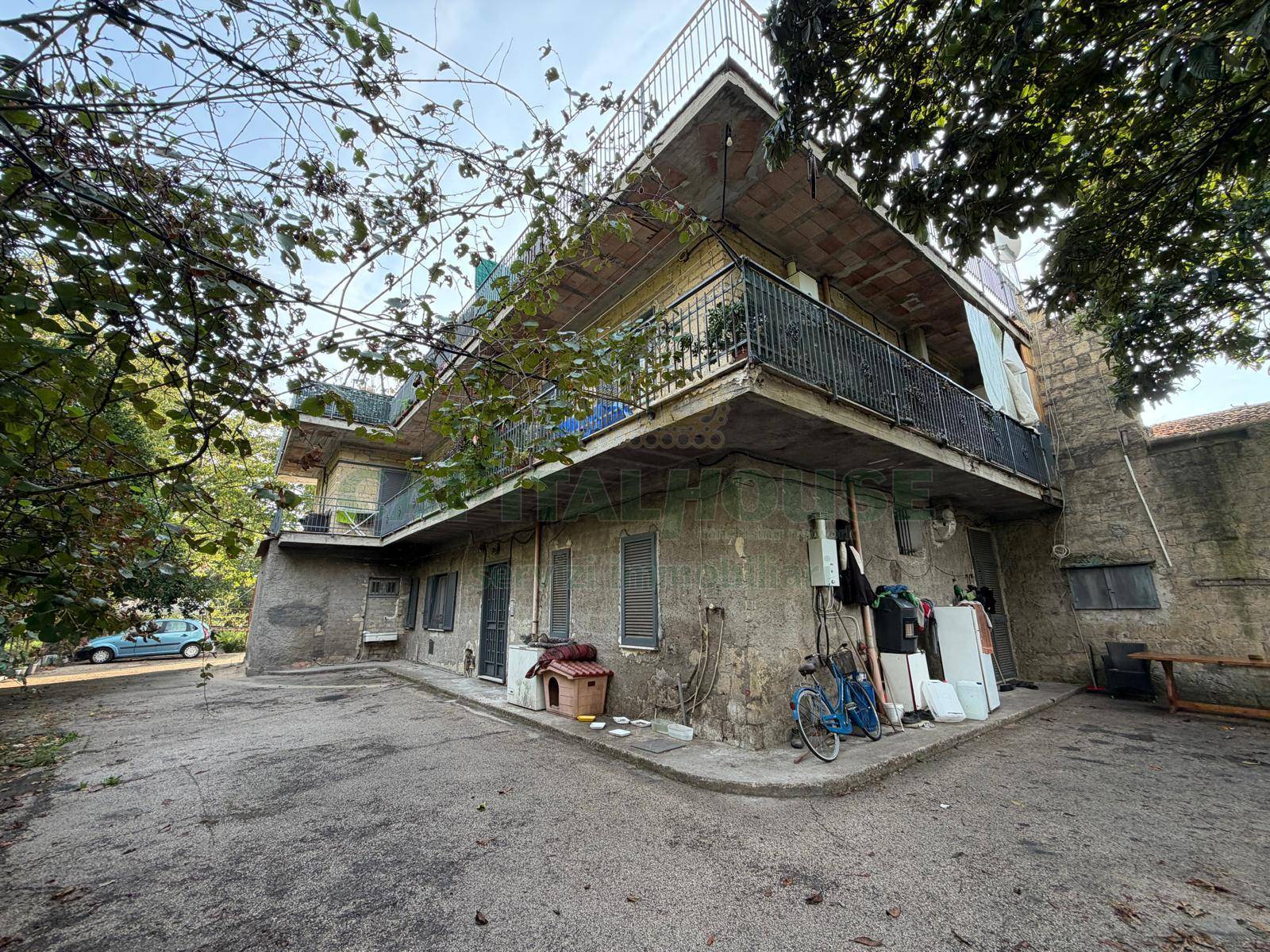 Casa Multifamiliare in vendita a San Gennaro Vesuviano