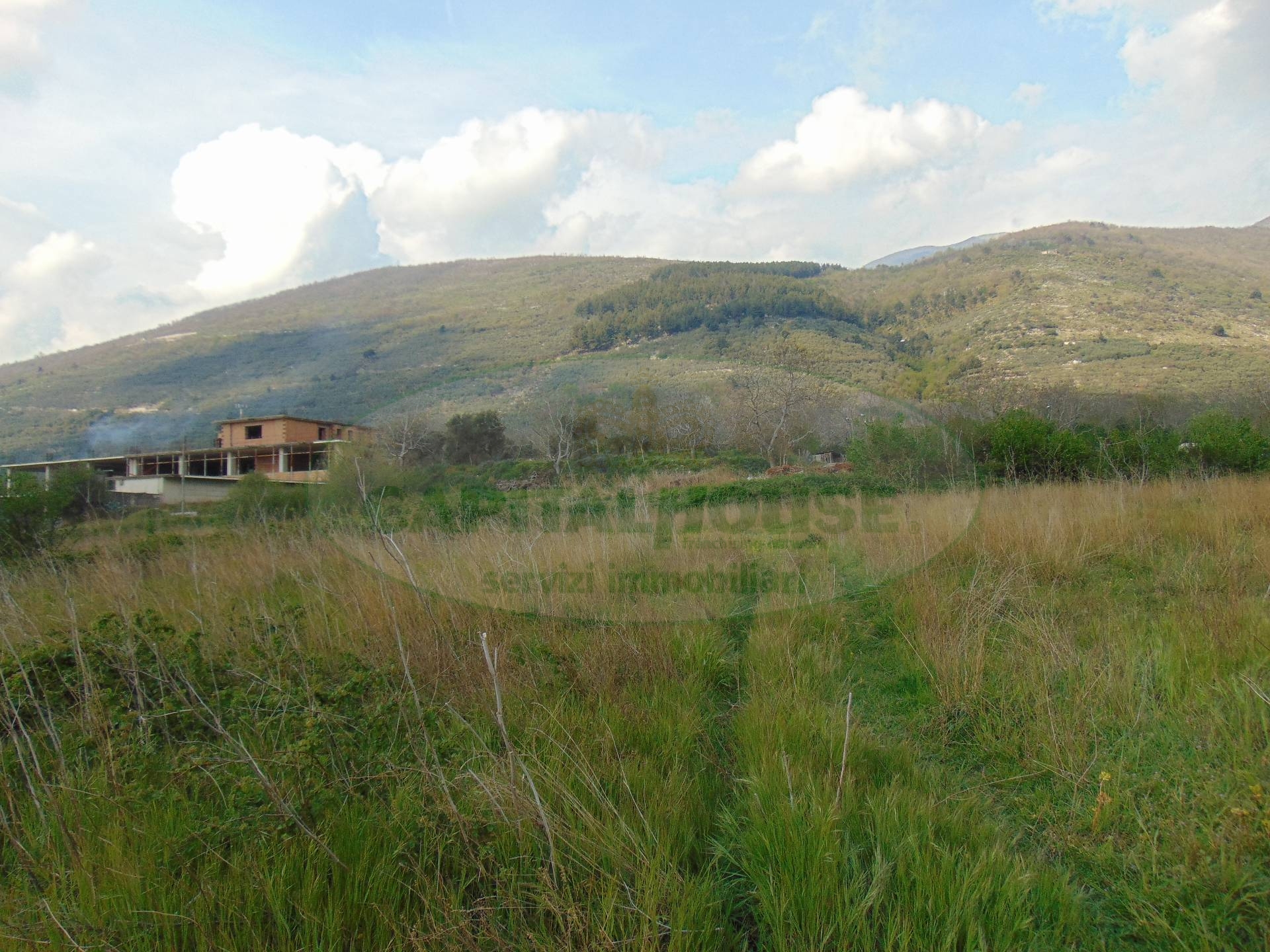 Terreno edificabile in vendita a Quadrelle