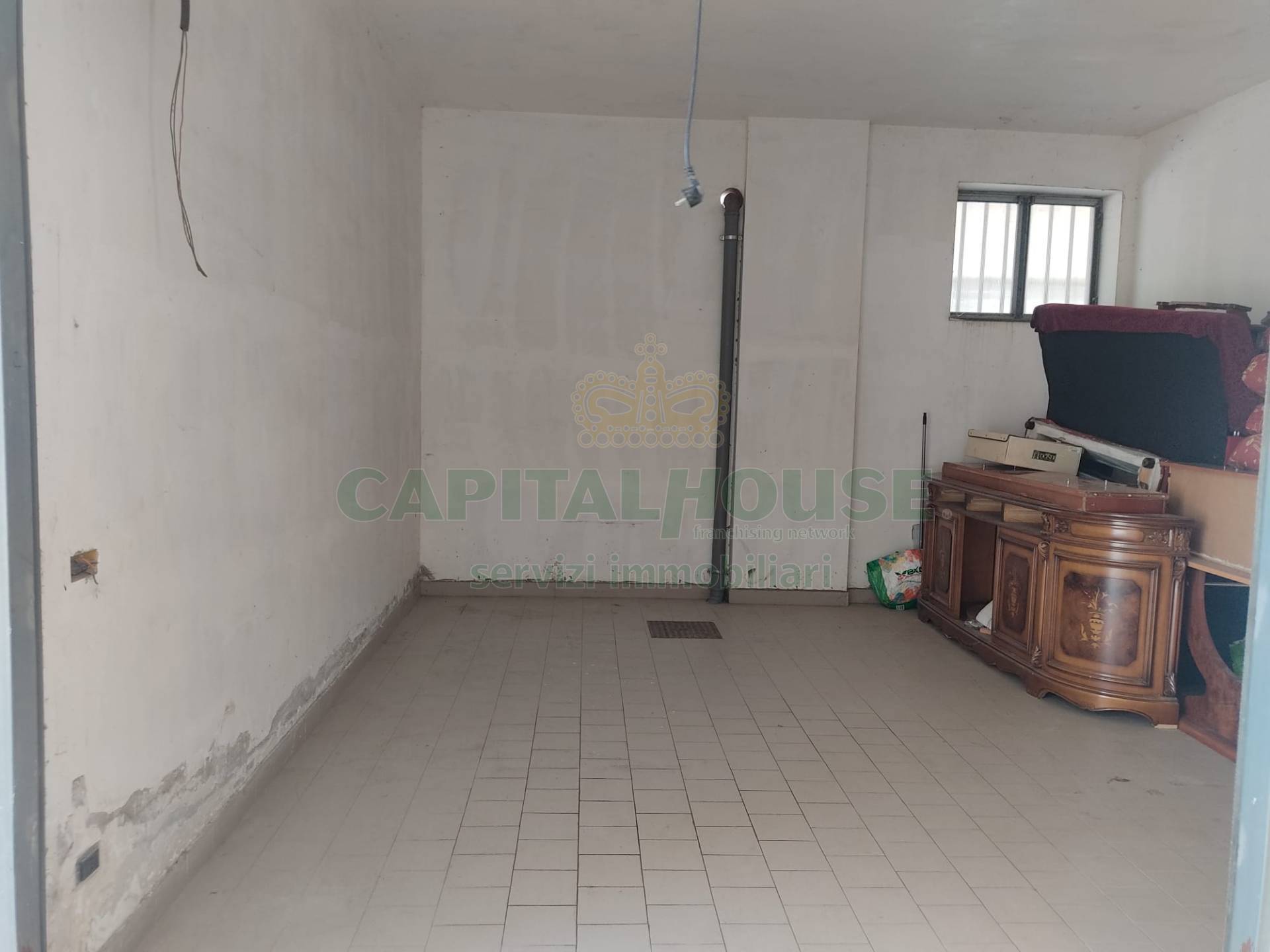 Box o garage in affitto a Mugnano del Cardinale