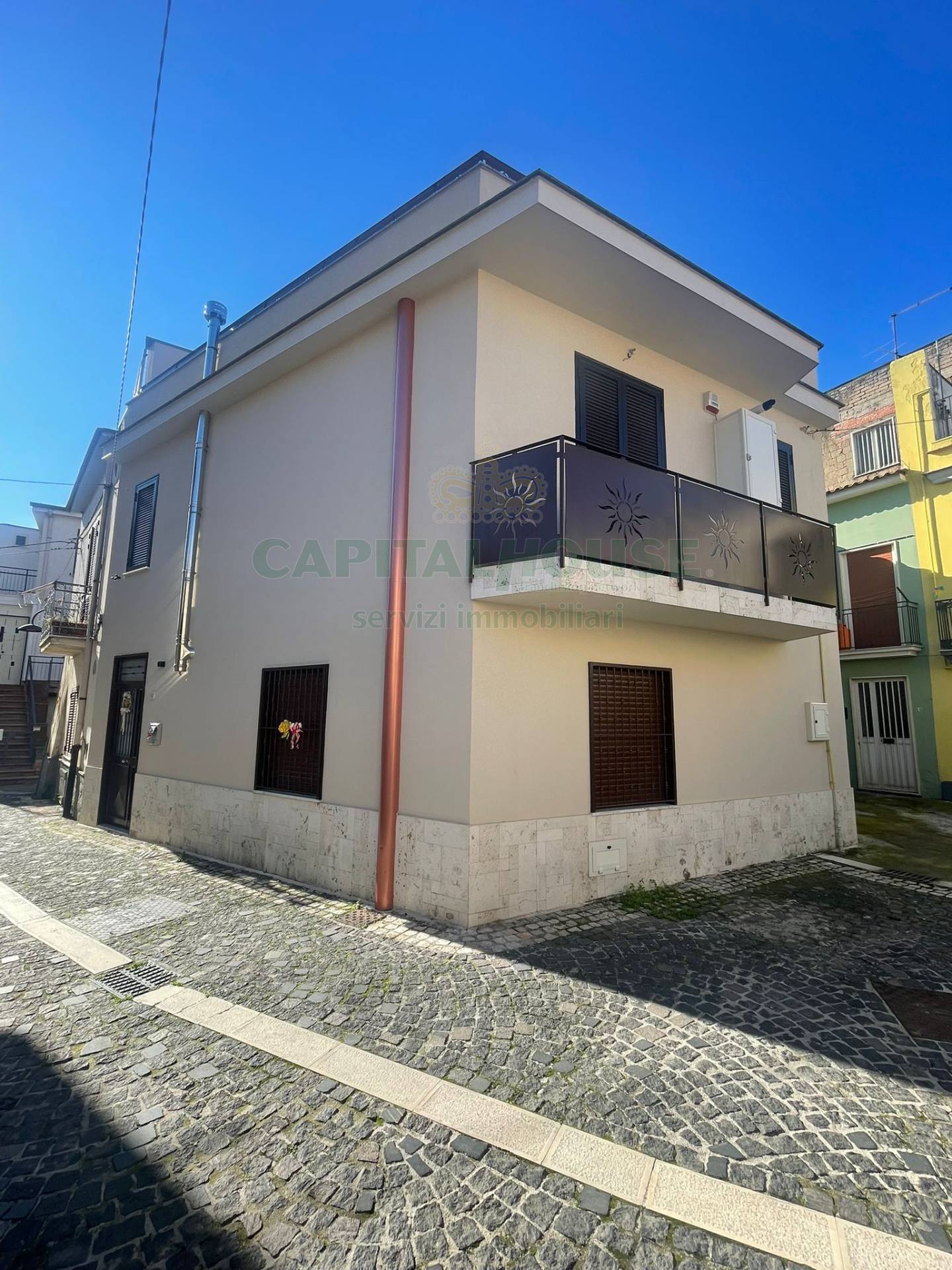 S.Indipendente in vendita a Sperone