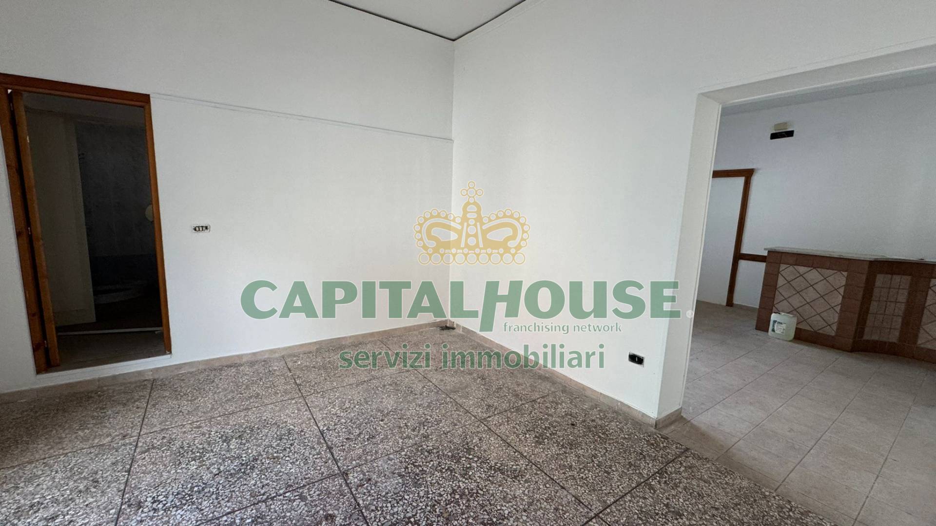 Commerciale in vendita a Mugnano del Cardinale