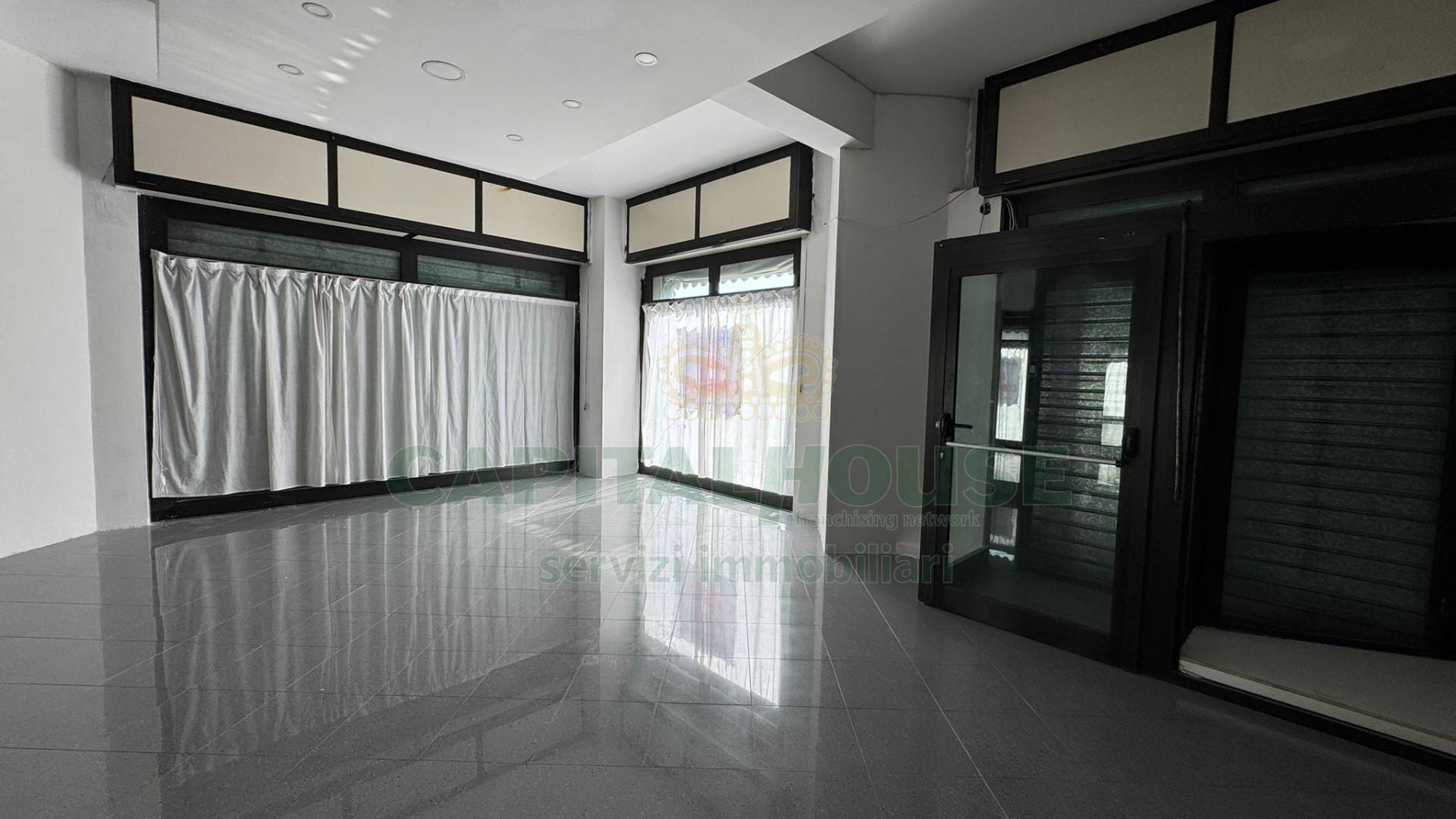 Commerciale in affitto a Mugnano del Cardinale