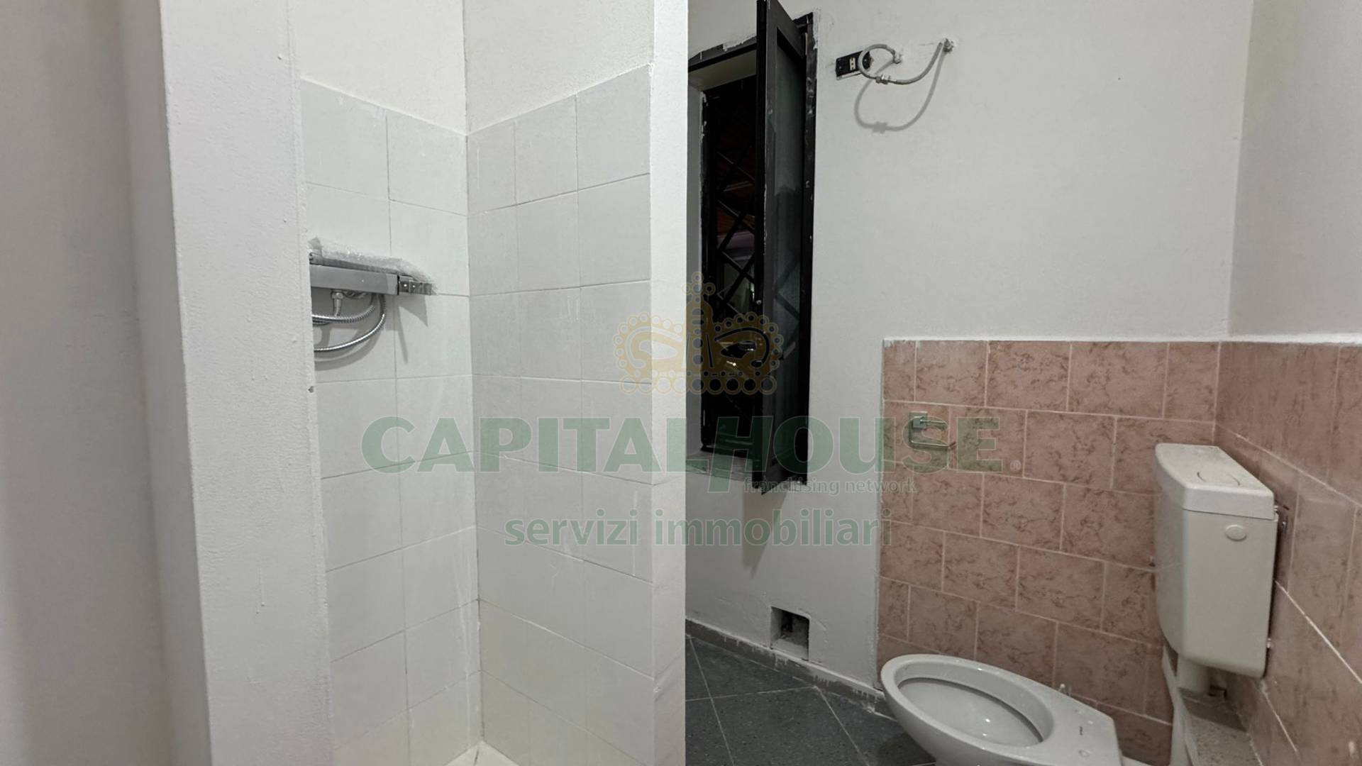 Commerciale in affitto a Mugnano del Cardinale