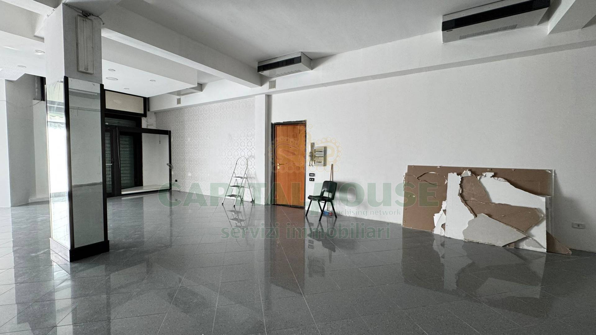 Commerciale in affitto a Mugnano del Cardinale