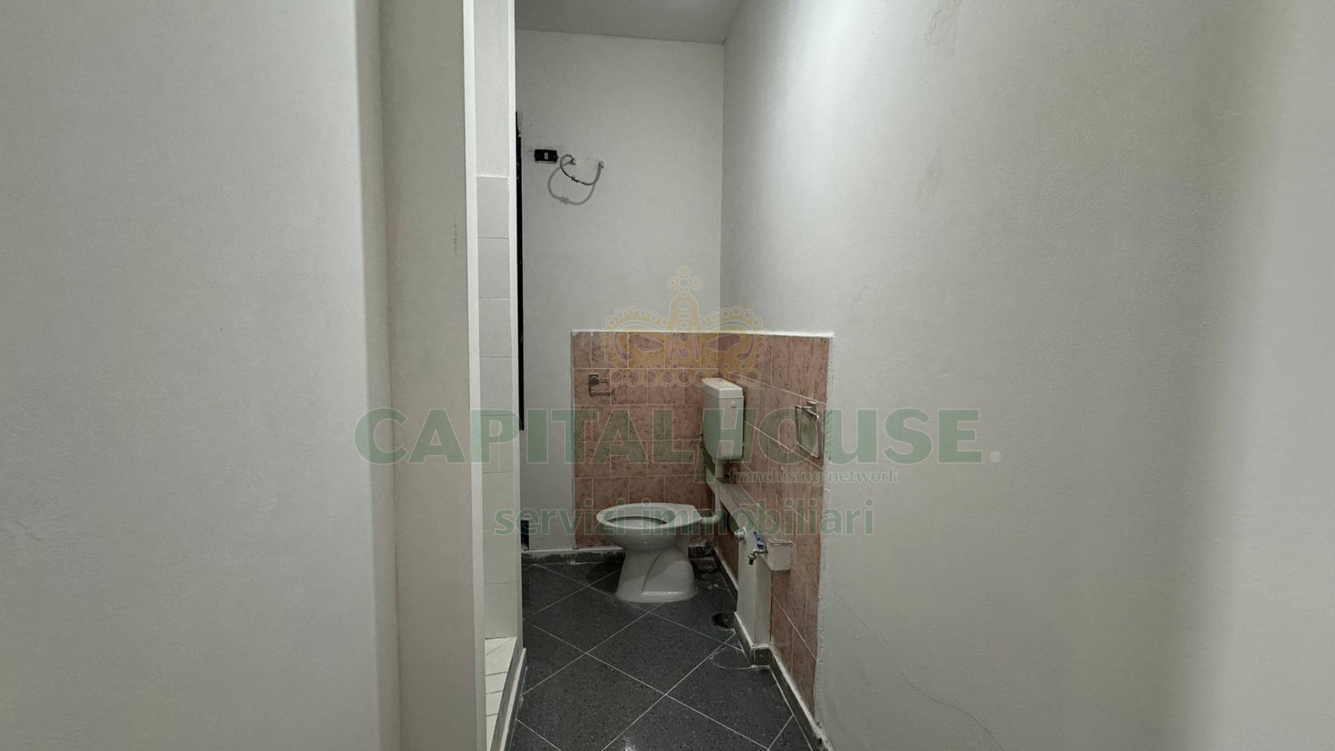 Commerciale in affitto a Mugnano del Cardinale