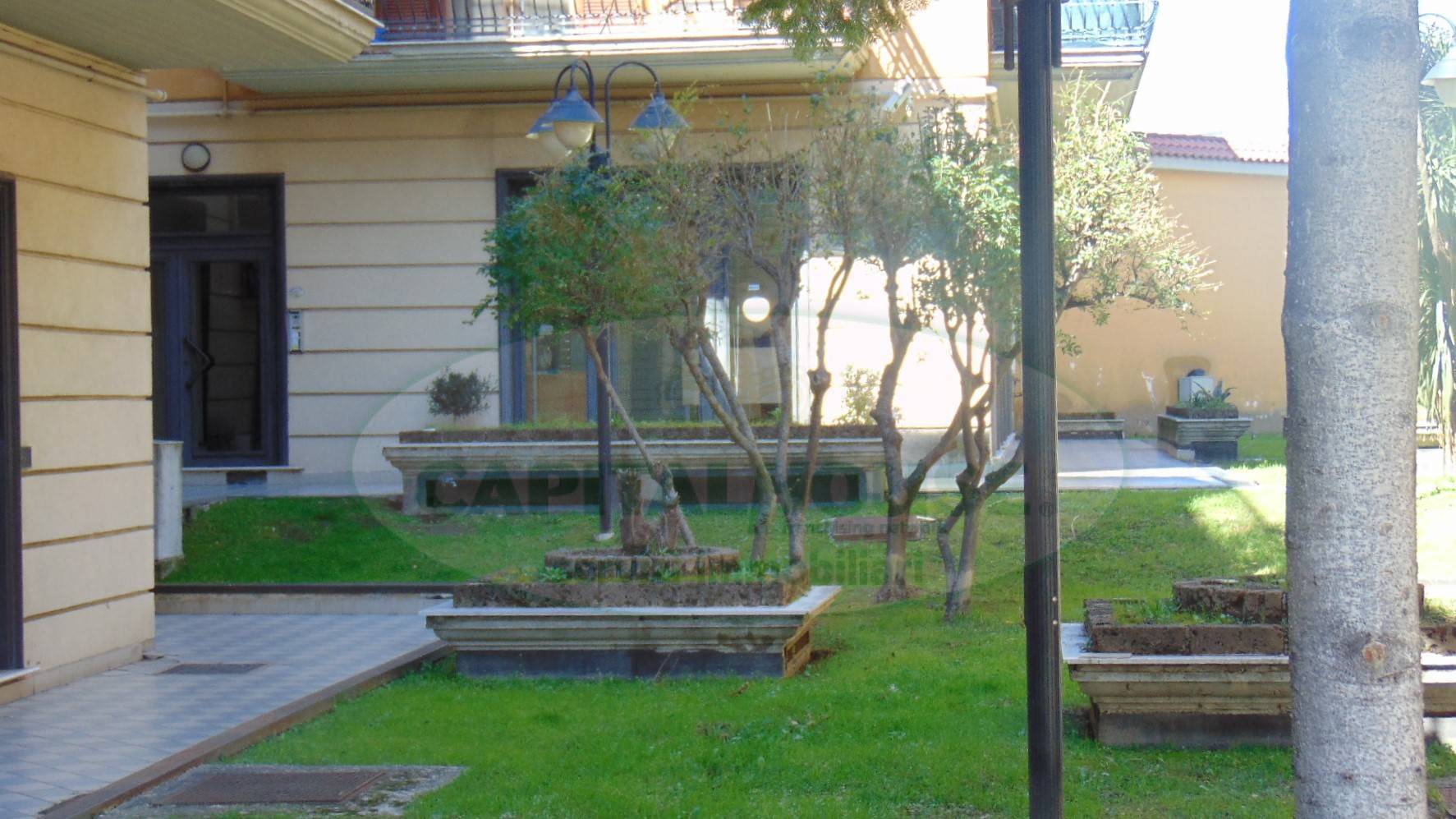 Commerciale in affitto a Sirignano