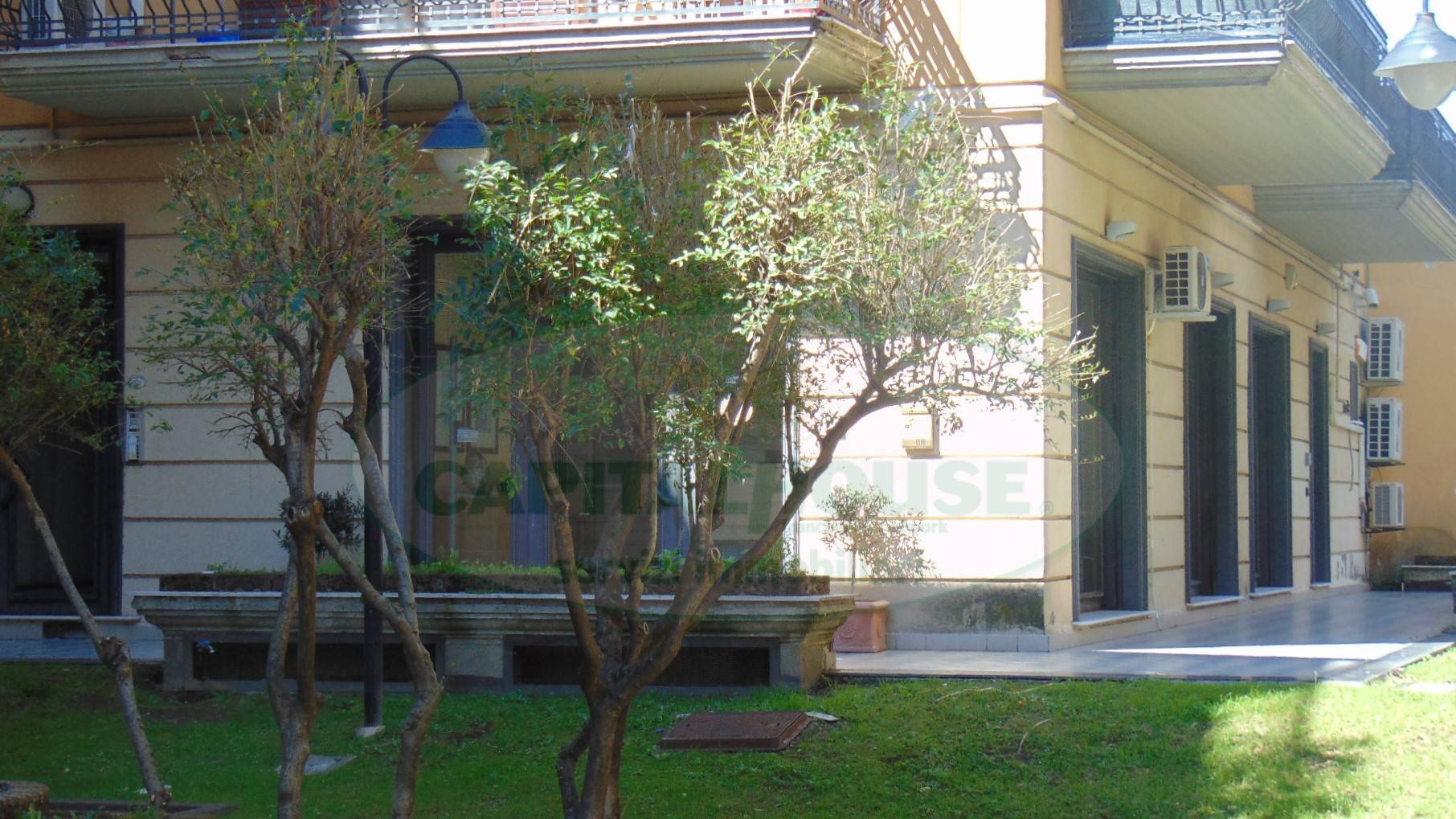 Commerciale in affitto a Sirignano