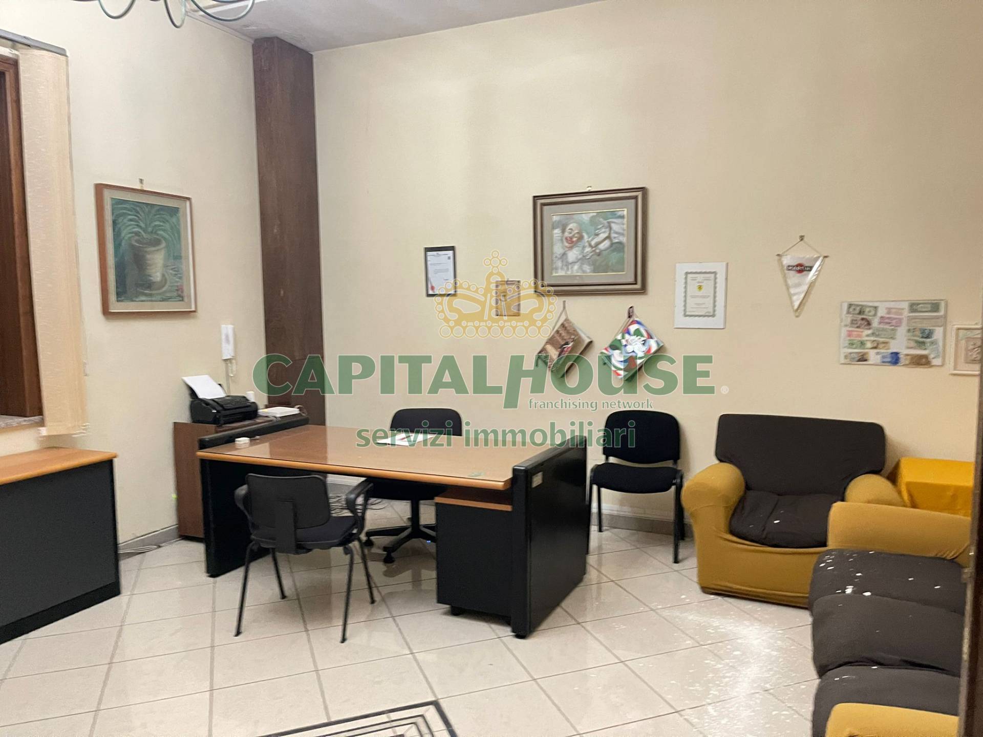 Commerciale in affitto a Avella