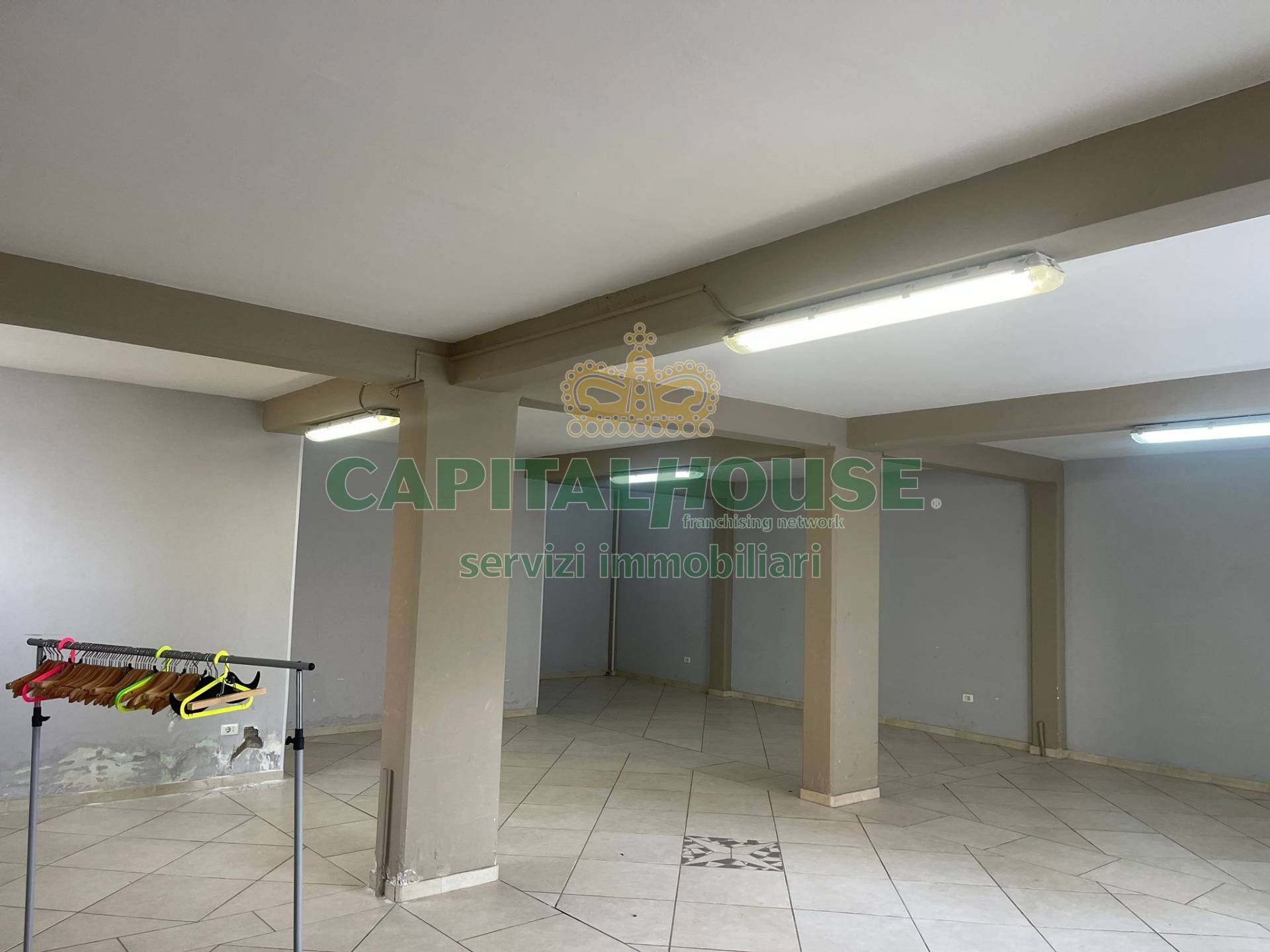 Commerciale in affitto a Mugnano del Cardinale