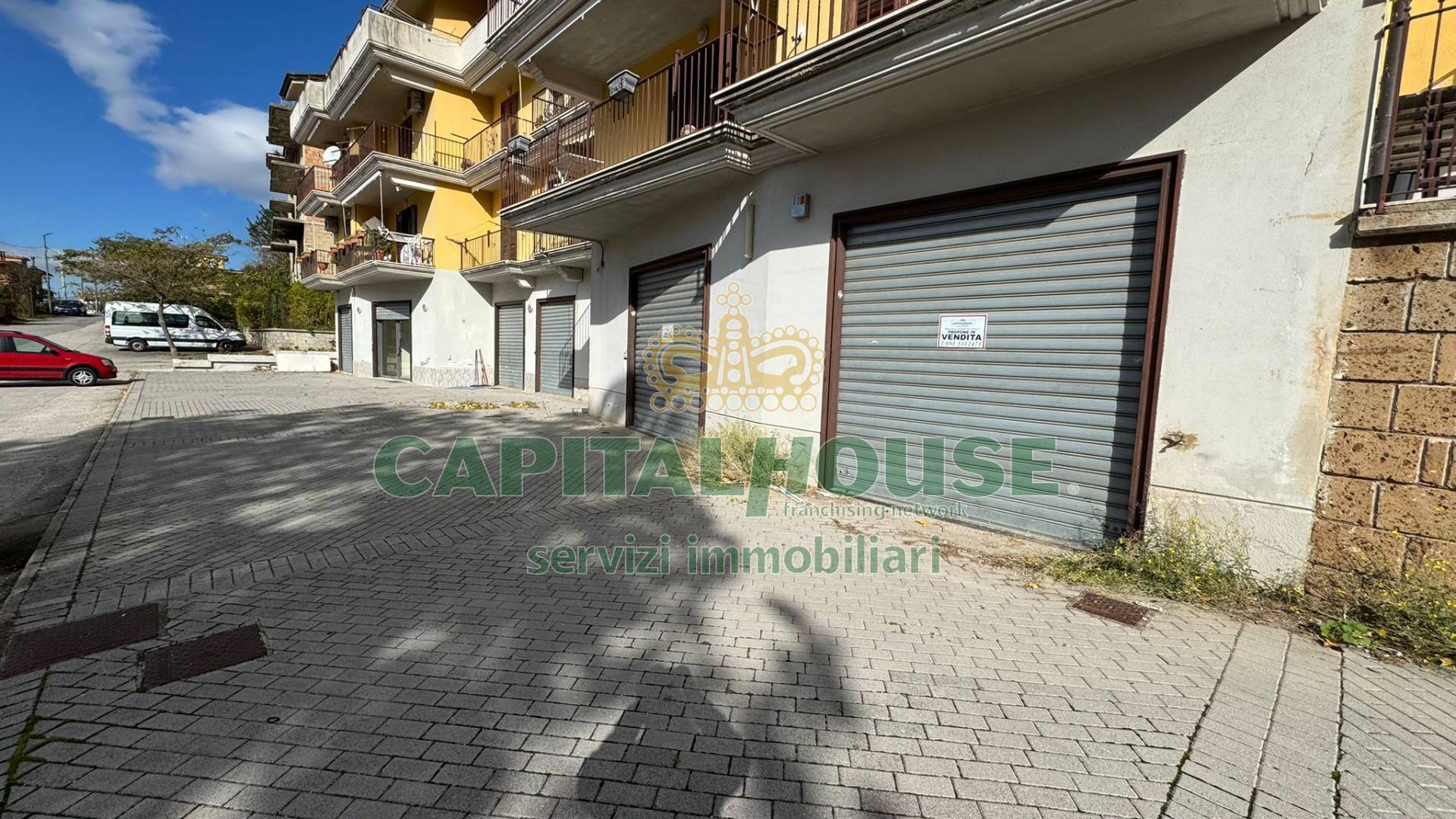 Commerciale in vendita a Mugnano del Cardinale