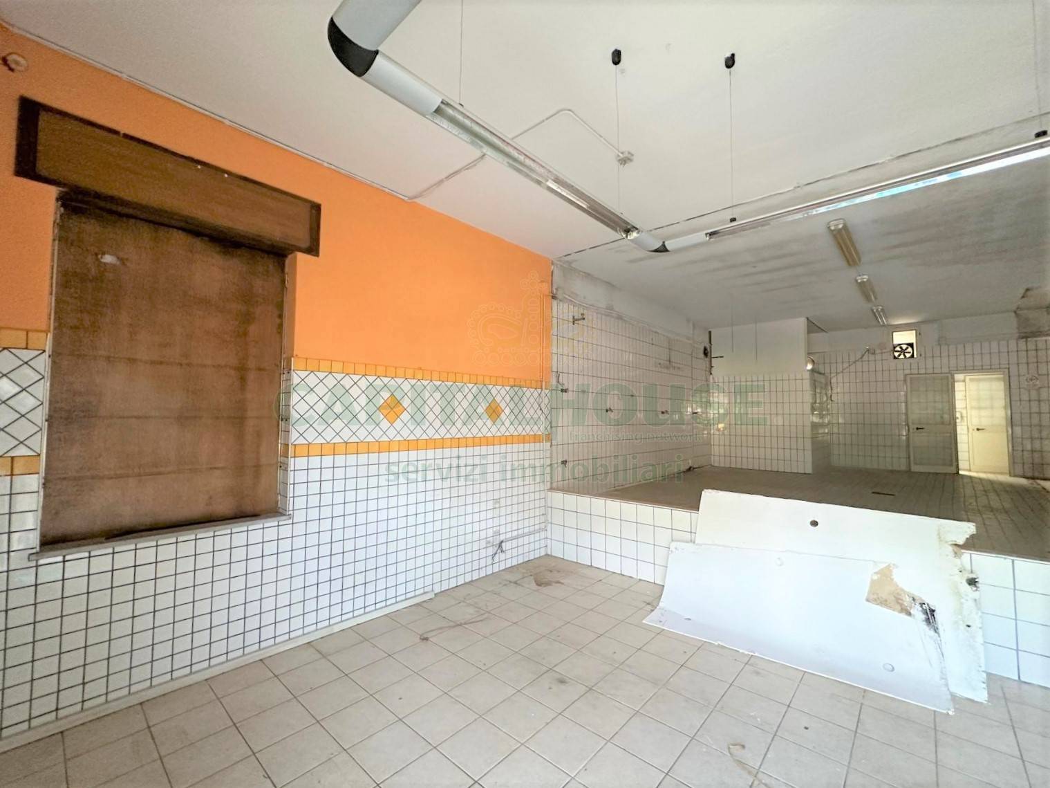 Commerciale in vendita a Baiano