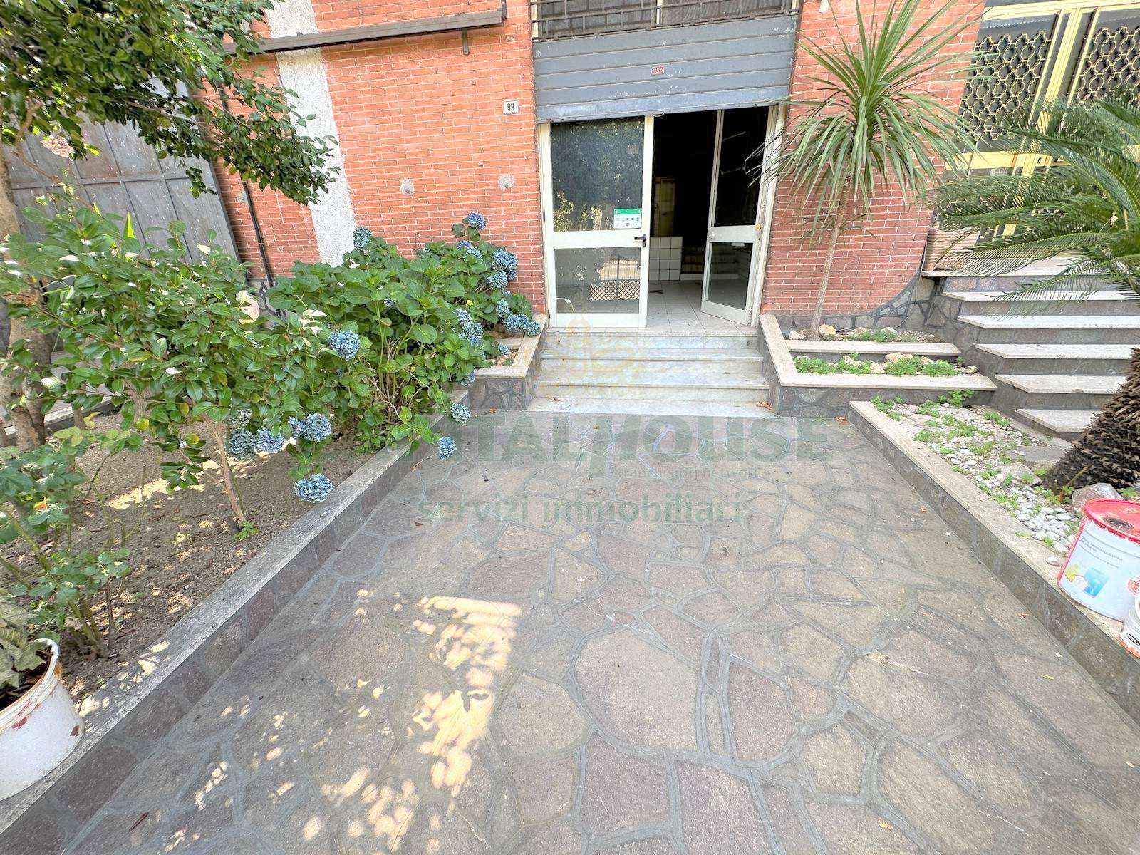 Commerciale in vendita a Baiano