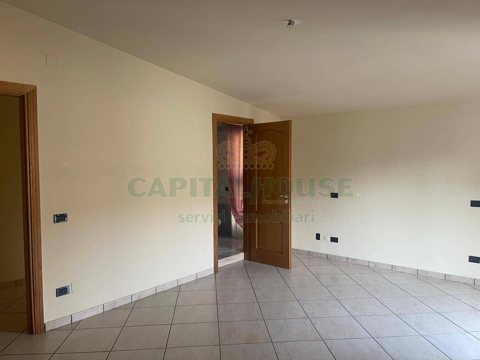 Appartamento in affitto a Sperone