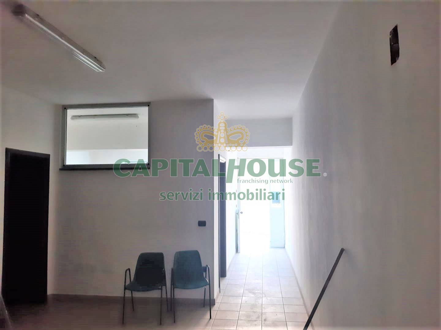 Ufficio in affitto a Baiano