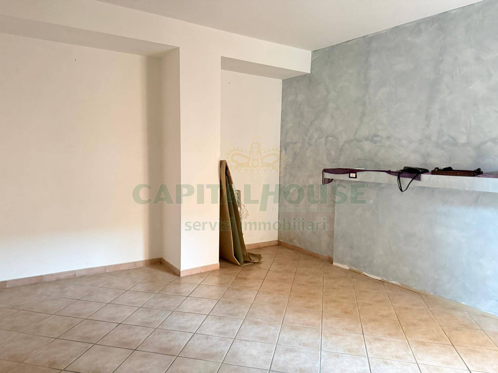 Appartamento in vendita a Sperone