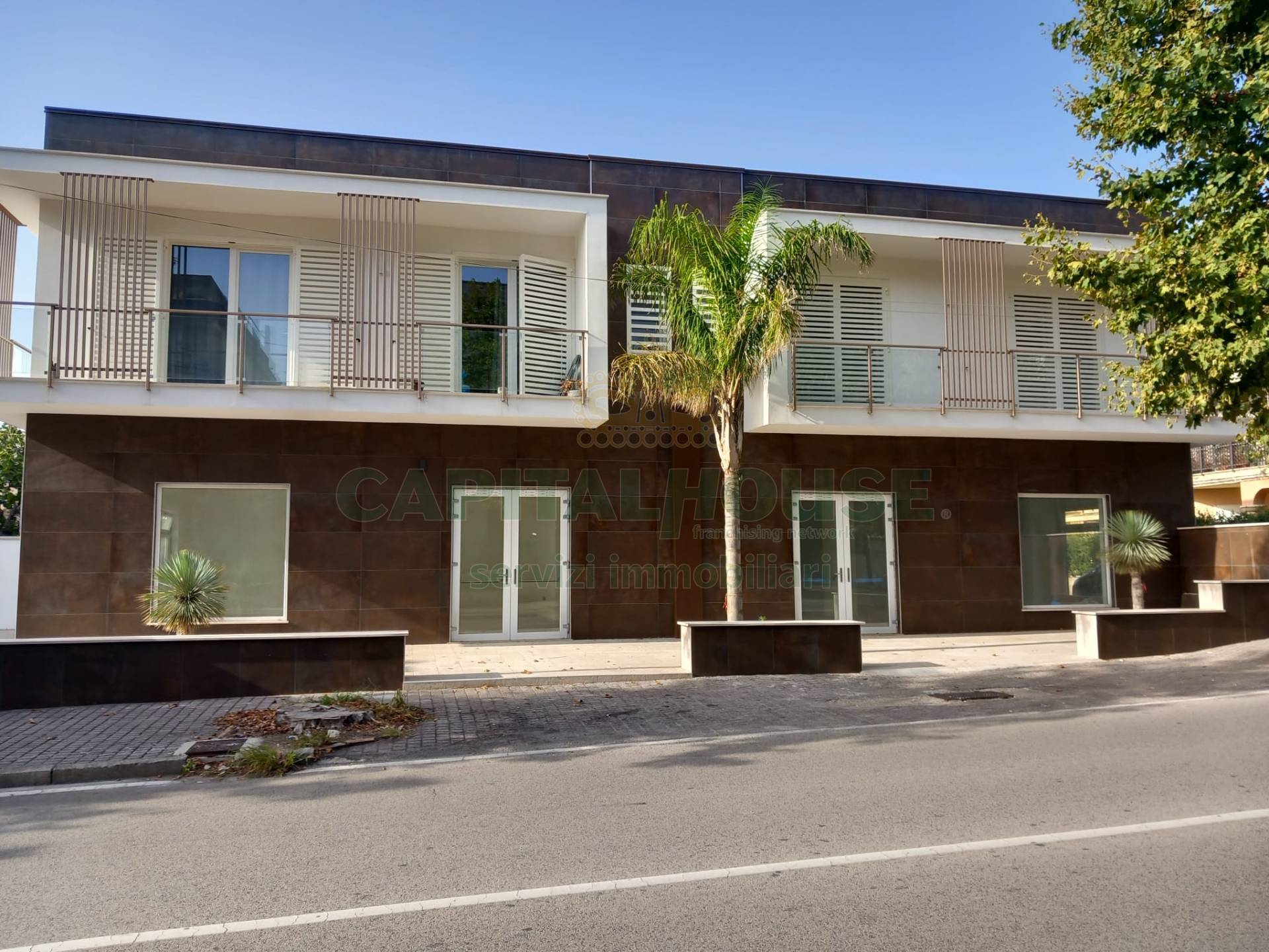 Commerciale in affitto a Baiano