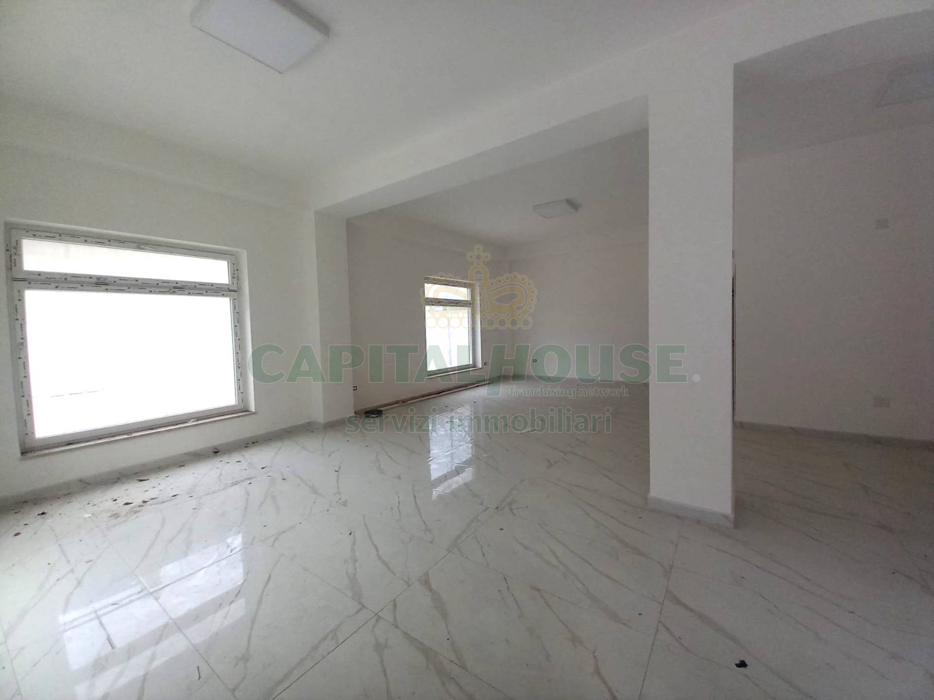 Commerciale in affitto a Baiano