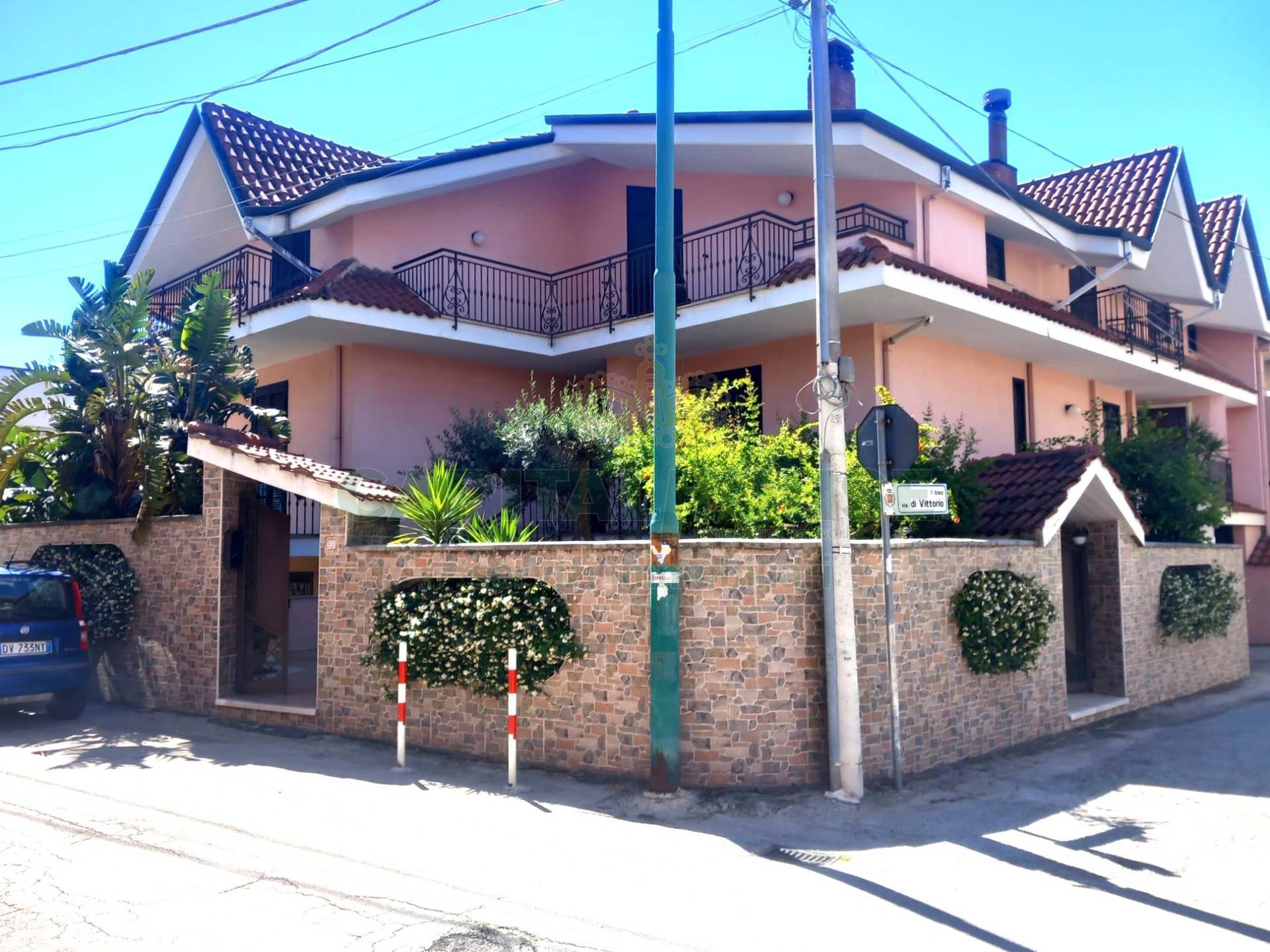 Villa in vendita a Sperone