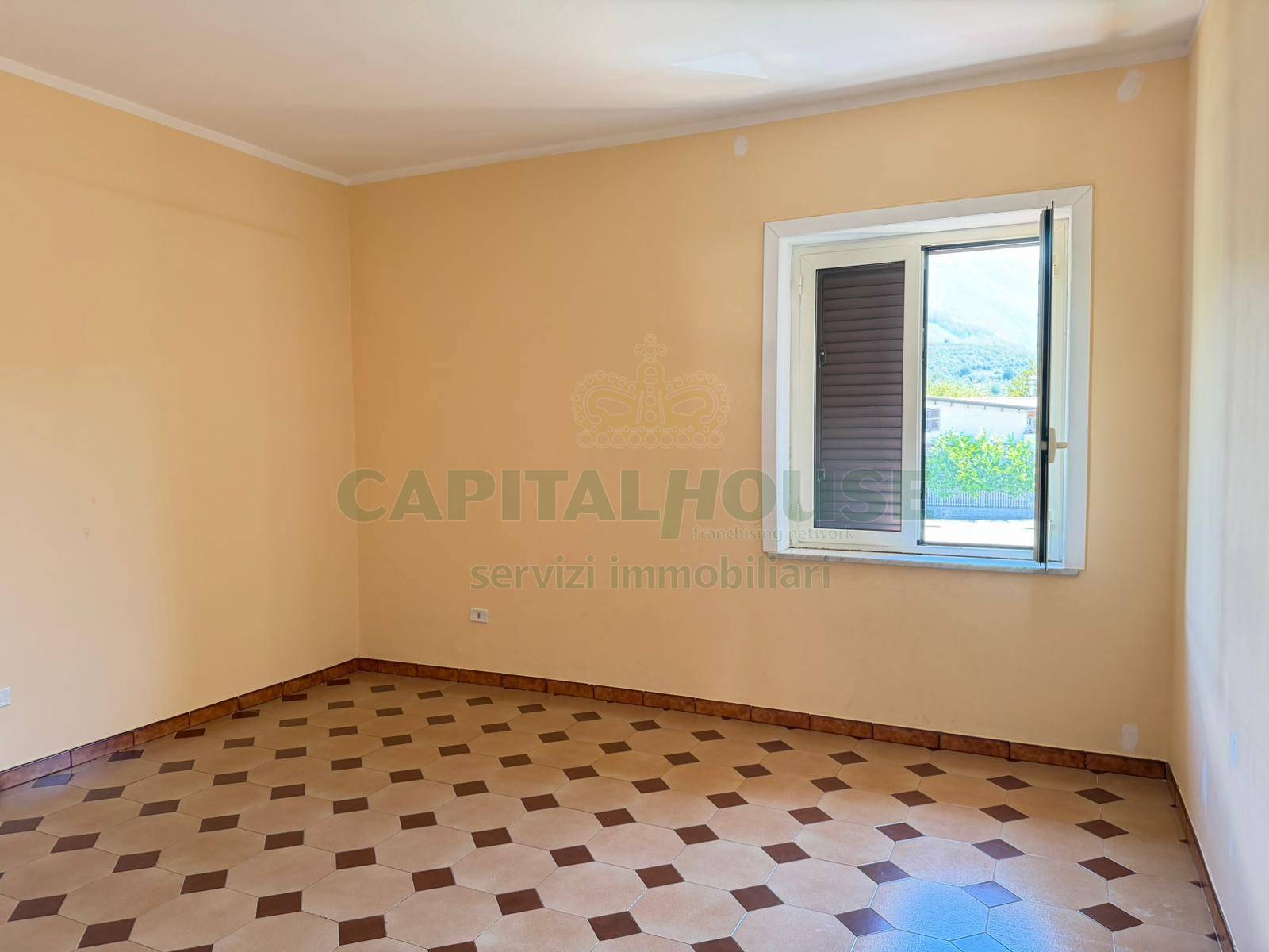 Appartamento in vendita a Sperone
