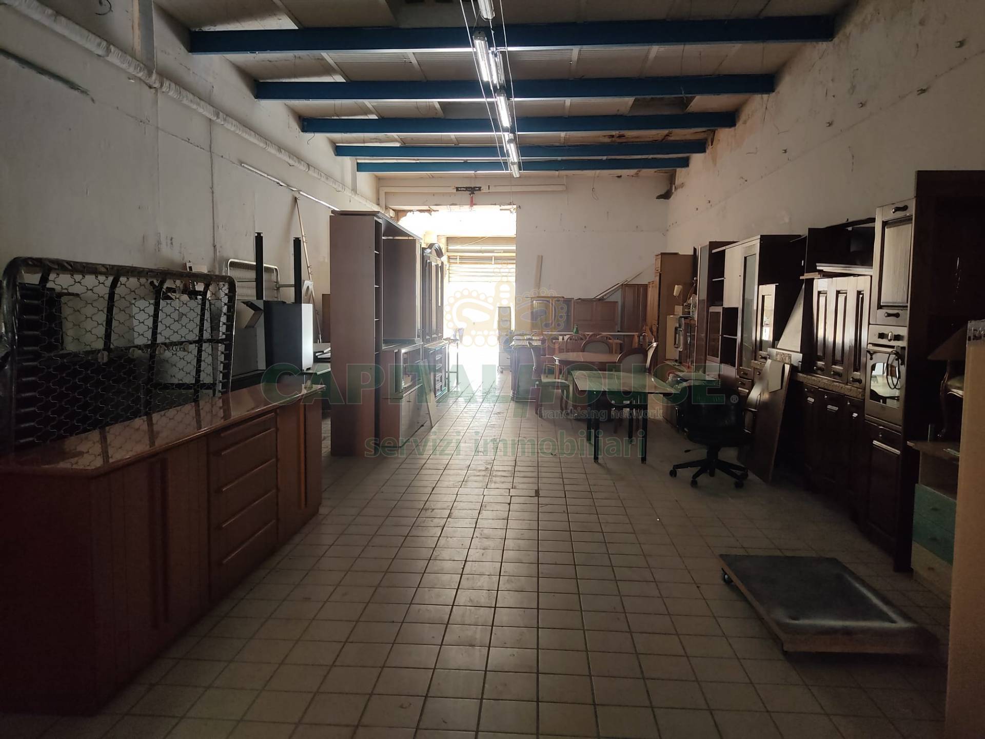 Commerciale in vendita a Baiano