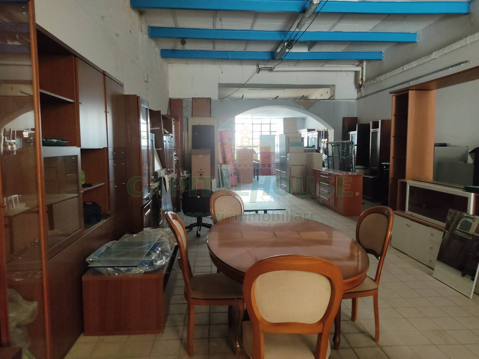 Commerciale in vendita a Baiano