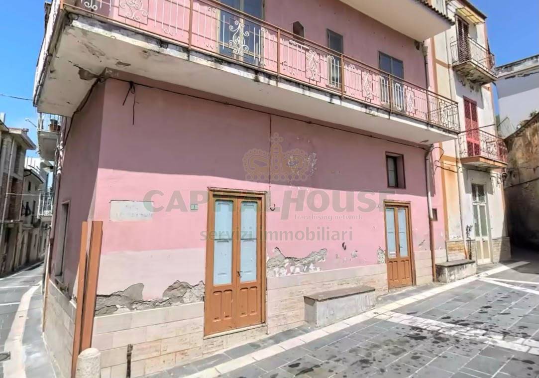 S.Indipendente in vendita a Quadrelle